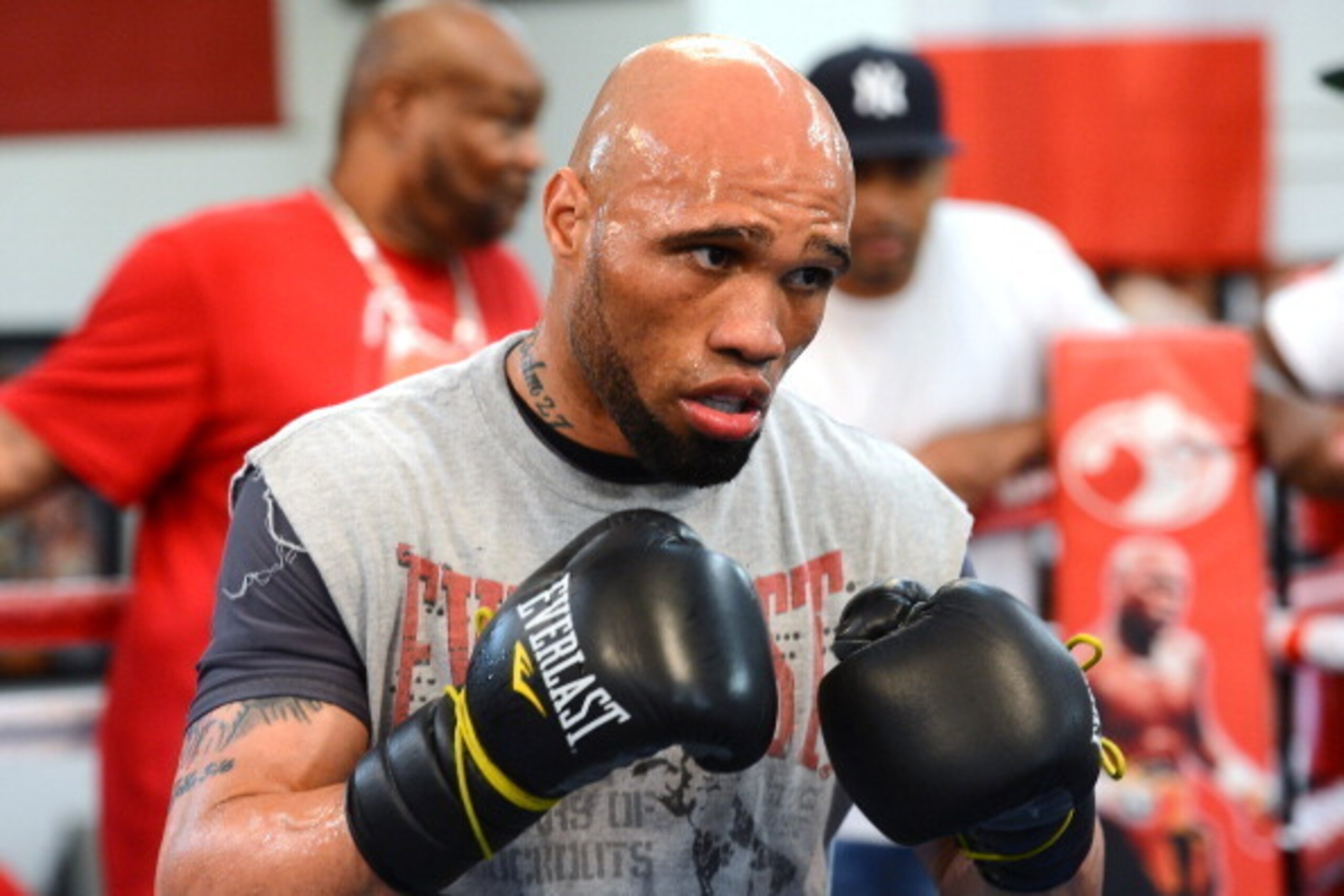 LAS VEGAS, NV - AUGUST 28:  IBF light middleweight champion Ishe Smith works out at the Mayweather Boxing Club on August 28, 2013 in Las Vegas, Nevada. Smith will defend his title against boxer Carlos Molina on the undercard of the Floyd Mayweather Jr.-Ca
