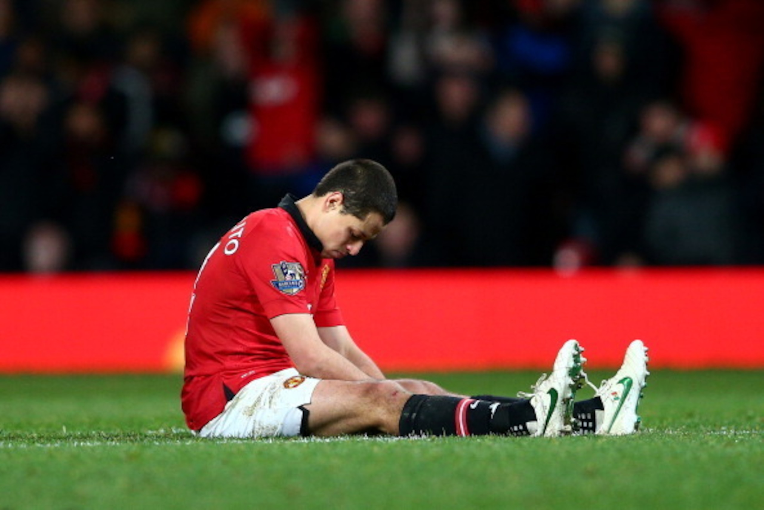 MANCHESTER, ENGLAND - JANUARY 22:  A dejected Javier Hernandez of manchhester United reacts after a missed chance on goal during the Capital One Cup semi final, second leg match between Manchester United and Sunderland at Old Trafford on January 22, 2014 