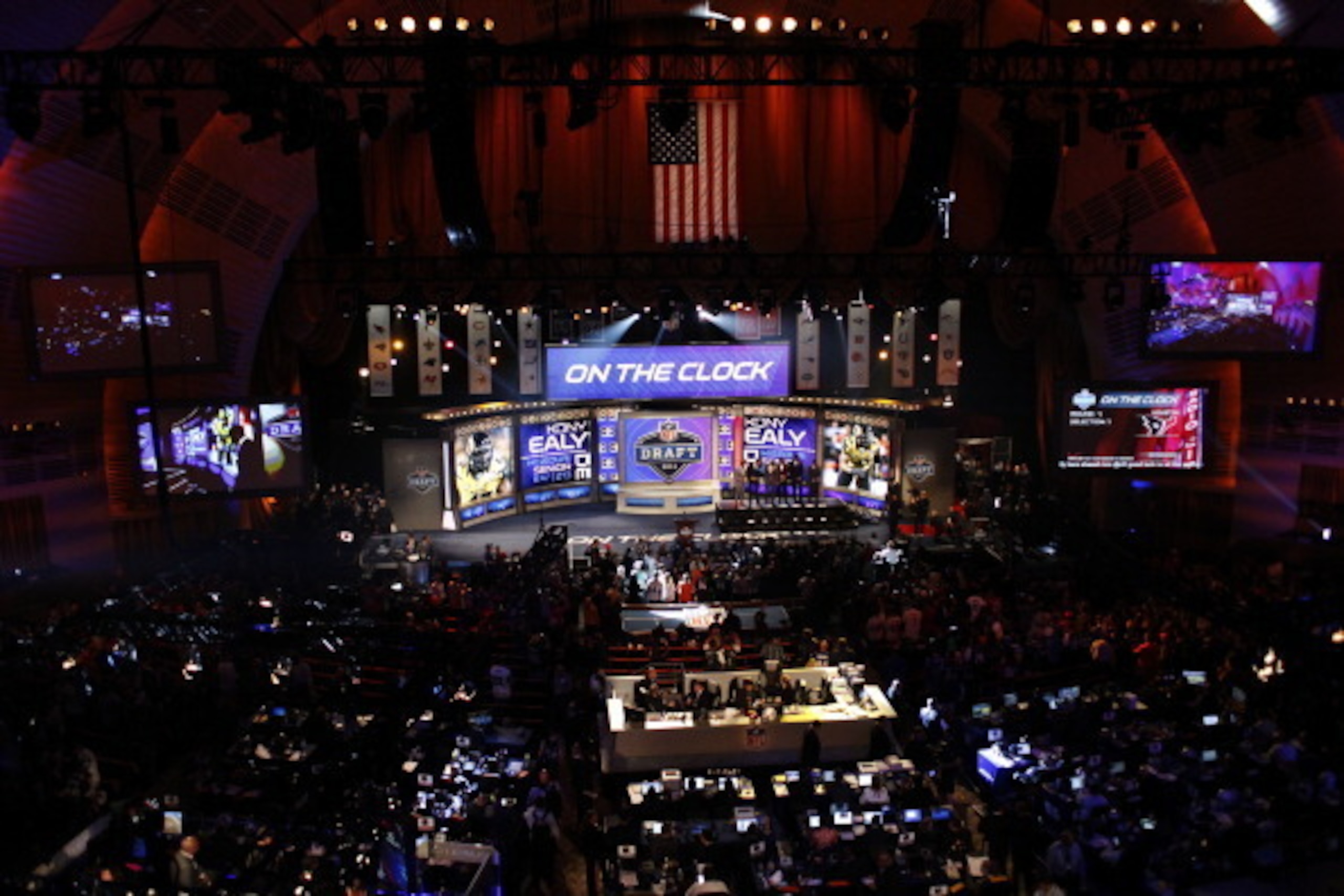 NEW YORK, NY - MAY 08:  A general view during introductions proir to the start of the first round of the 2014 NFL Draft at Radio City Music Hall on May 8, 2014 in New York City.  (Photo by Cliff Hawkins/Getty Images)