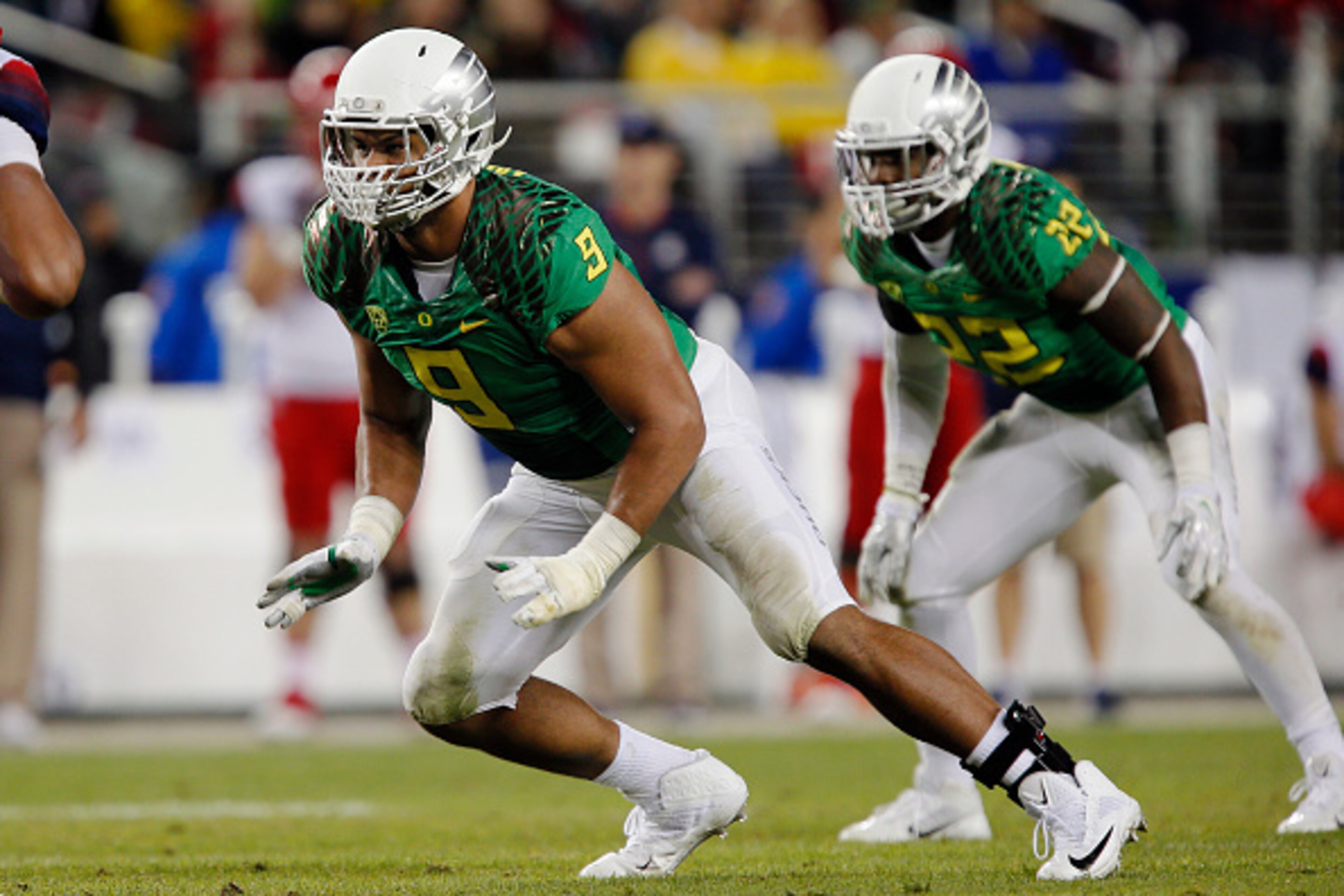 SANTA CLARA, CA - DECEMBER 5:  Defensive lineman Arik Armstead #9 of the Oregon Ducks rushes against the Arizona Wildcats in the third quarter on December 5, 2014 during the Pac-12 Championship at Levi's Stadium in Santa Clara, California.  Oregon won 51-