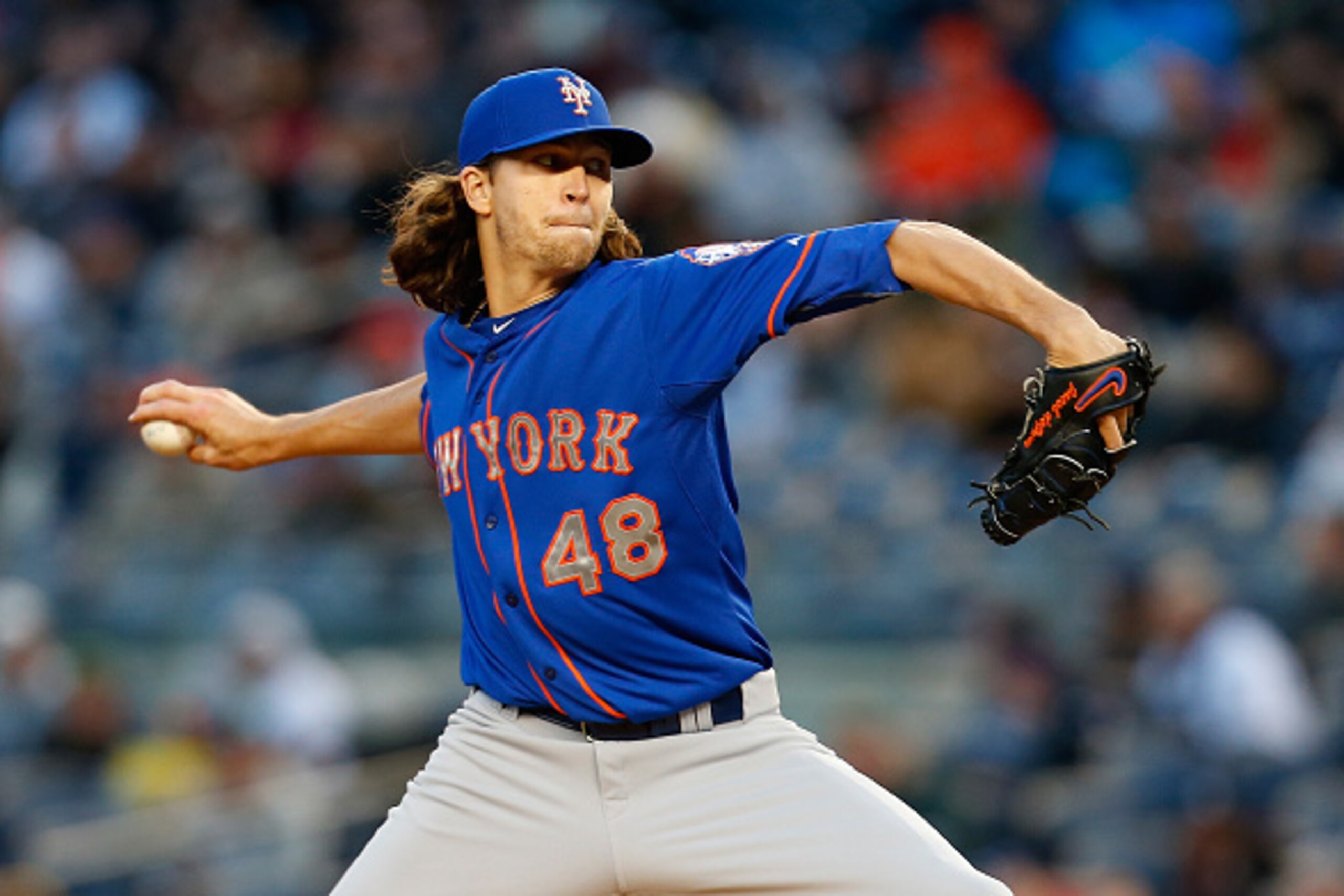NEW YORK, NY - APRIL 24: Jacob deGrom #48 of the New York Mets pitches in the first inning against the New York Yankees on April 24, 2015  at Yankee Stadium in the Bronx borough of New York City.  (Photo by Mike Stobe/Getty Images)