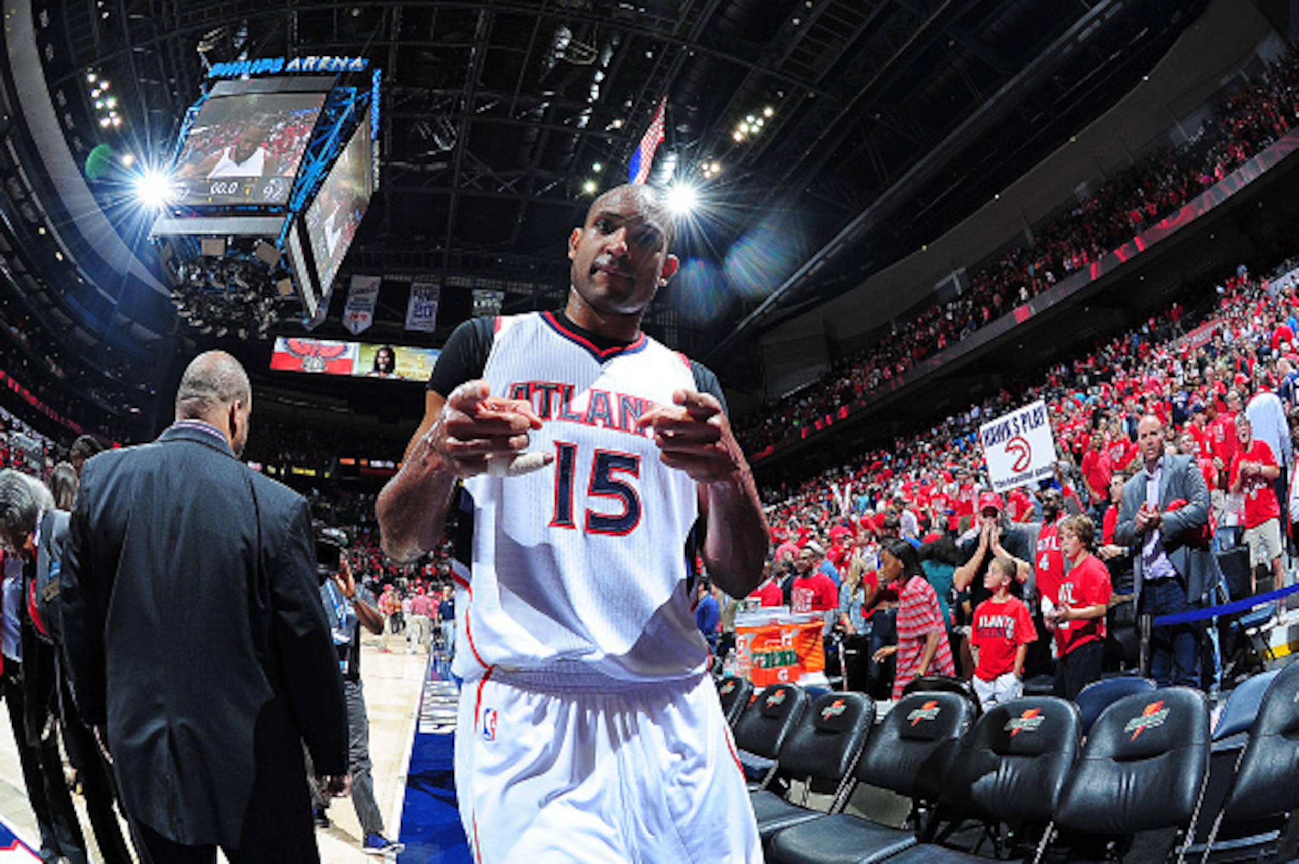 ATLANTA, GA - APRIL 29: Al Horford #15 of the Atlanta Hawks celebrates a victory against the Brooklyn Nets in Game Five of the Eastern Conference Quarterfinals during the 2015 NBA Playoffs on April 29, 2015 at Philips Arena in Atlanta, Georgia. NOTE TO ATLANTA, GA - APRIL 29: Al Horford #15 of the Atlanta Hawks celebrates a victory against the Brooklyn Nets in Game Five of the Eastern Conference Quarterfinals during the 2015 NBA Playoffs on April 29, 2015 at Philips Arena in Atlanta, Georgia. NOTE TO