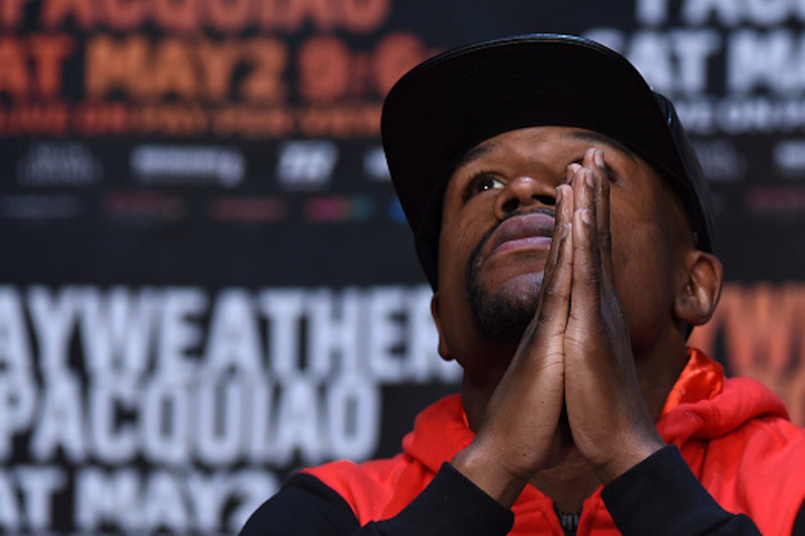 LAS VEGAS, NV - APRIL 29:  WBC/WBA welterweight champion Floyd Mayweather Jr. attends a news conference at the KA Theatre at MGM Grand Hotel & Casino on April 29, 2015 in Las Vegas, Nevada. Mayweather will face WBO welterweight champion Manny Pacquiao in 