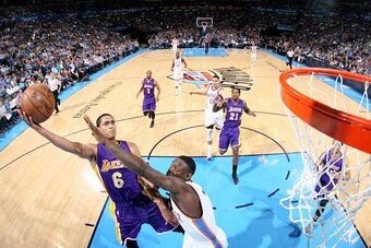 OKLAHOMA CITY, OK - MARCH 24:  Jordan Clarkson #6 of the Los Angeles Lakers shoots the ball against the Oklahoma City Thunder on March 24, 2015 at the Chesapeake Energy Arena in Oklahoma City, Oklahoma. NOTE TO USER: User expressly acknowledges and agrees