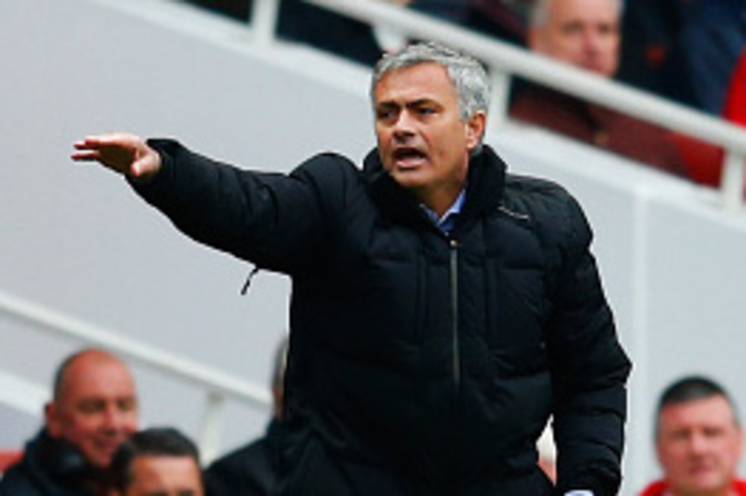 LONDON, ENGLAND - APRIL 26:  Jose Mourinho manager of Chelsea reacts during the Barclays Premier League match between Arsenal and Chelsea at Emirates Stadium on April 26, 2015 in London, England.  (Photo by Julian Finney/Getty Images)