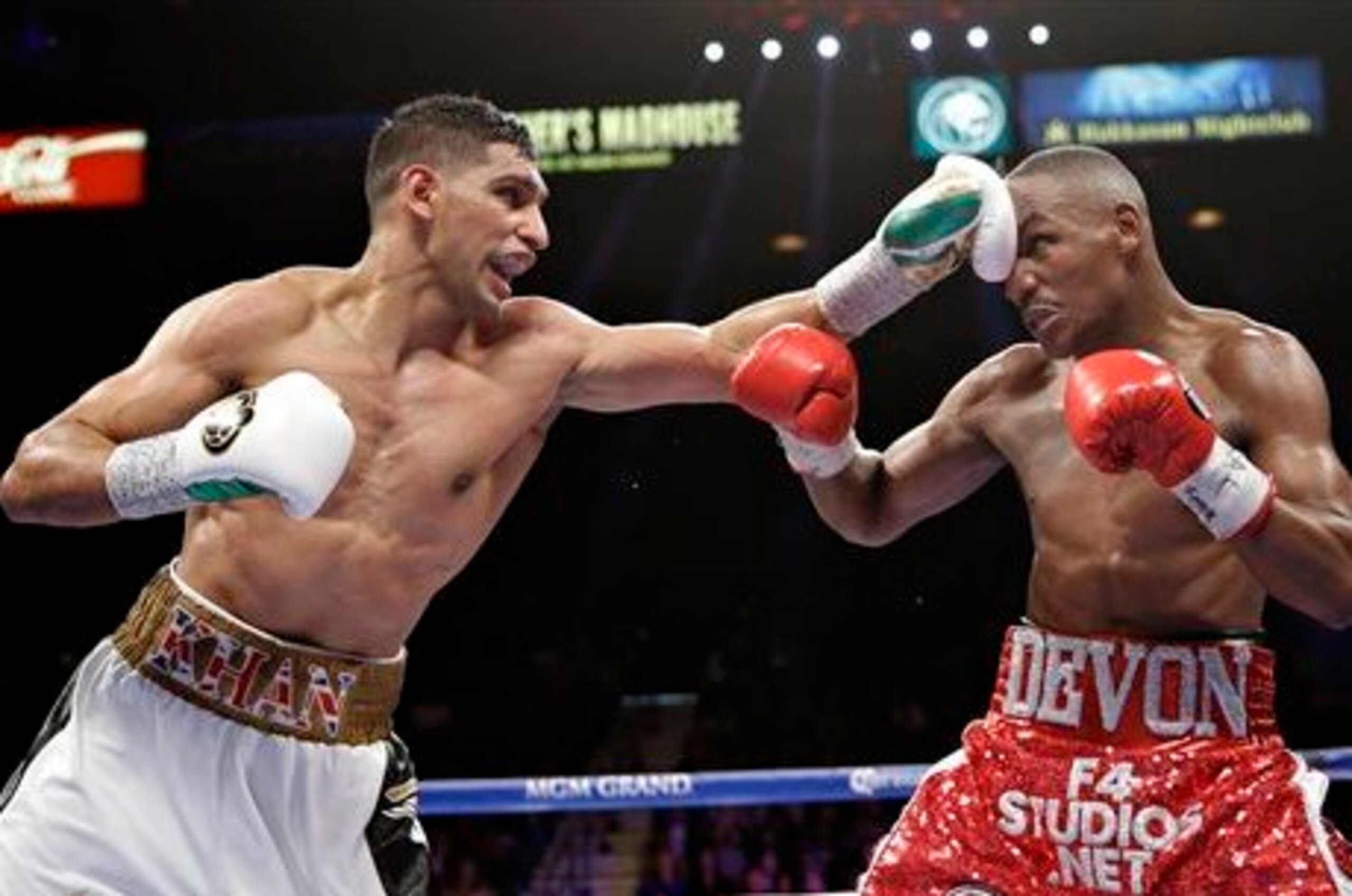 Khan is confident of beating Mayweather.
