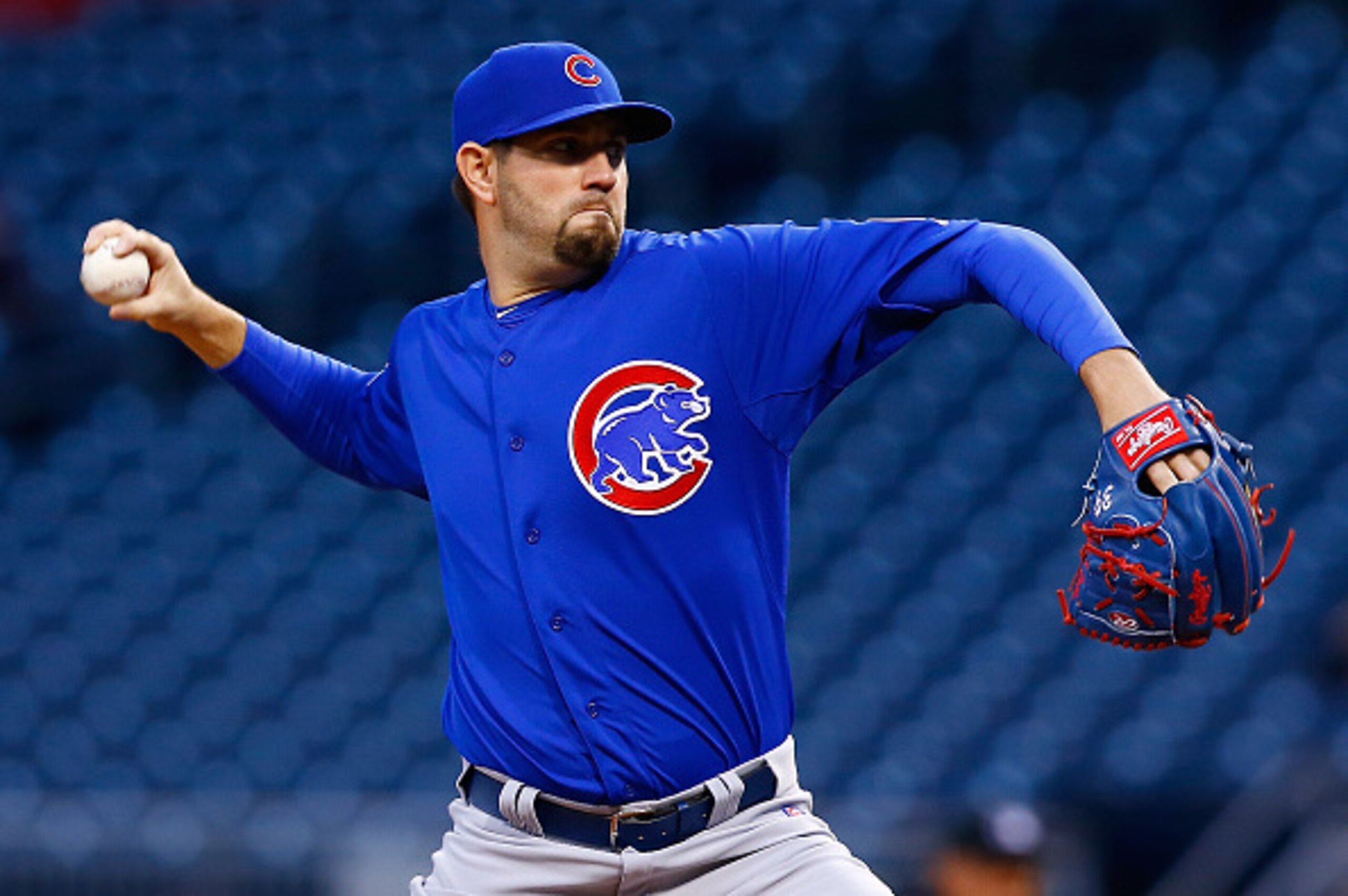 PITTSBURGH, PA - APRIL 22: Jason Hammel #39 of the Chicago Cubs pitches against the Pittsburgh Pirates in the first inning during the game at PNC Park on April 22, 2015 in Pittsburgh, Pennsylvania.  (Photo by Jared Wickerham/Getty Images)