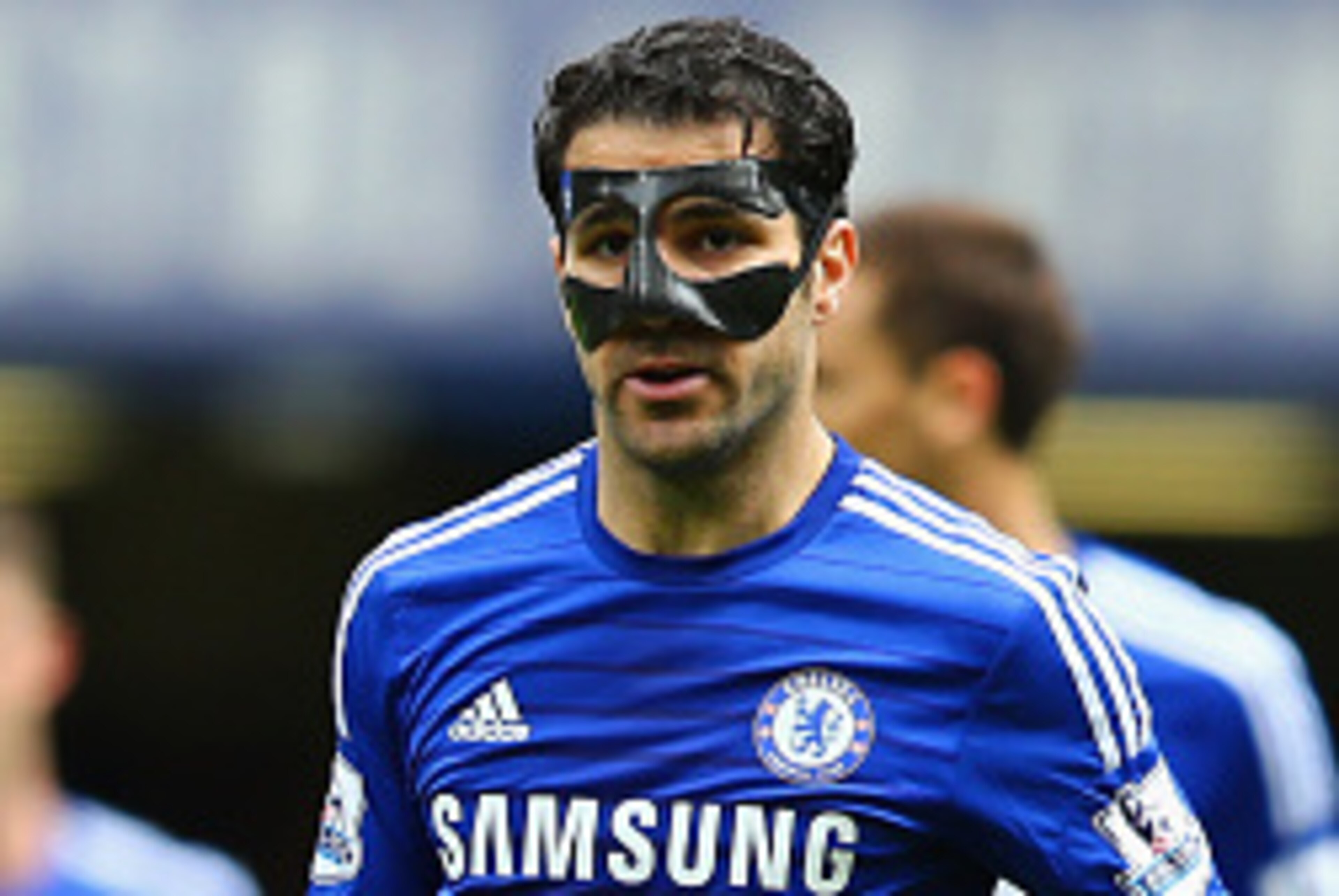 LONDON, ENGLAND - MAY 03:  Cesc Fabregas of Chelsea in action during the Barclays Premier League match between Chelsea and Crystal Palace at Stamford Bridge on May 3, 2015 in London, England.  (Photo by Clive Mason/Getty Images)