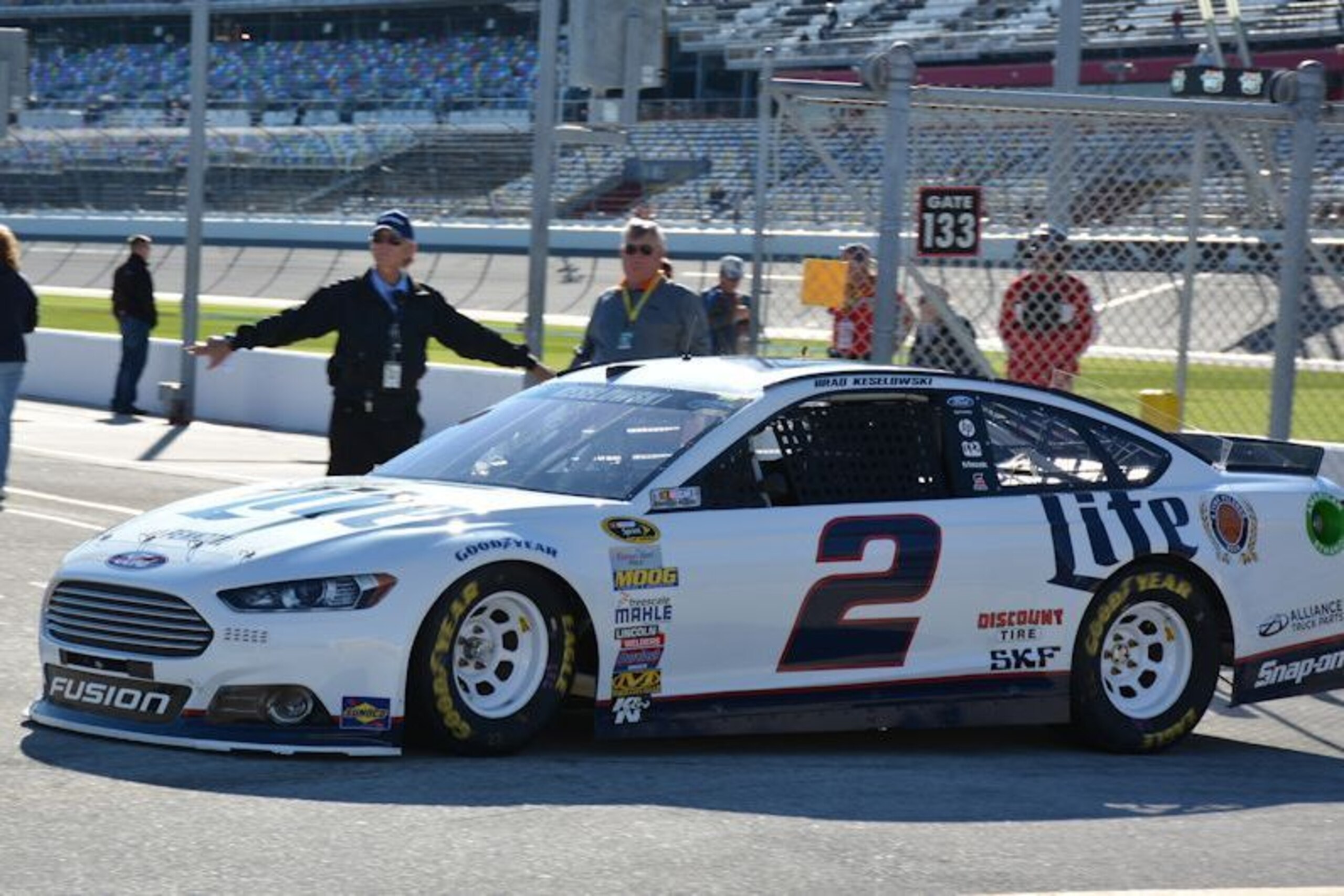 Brad Keselowski in the No. 2 Penske Ford.