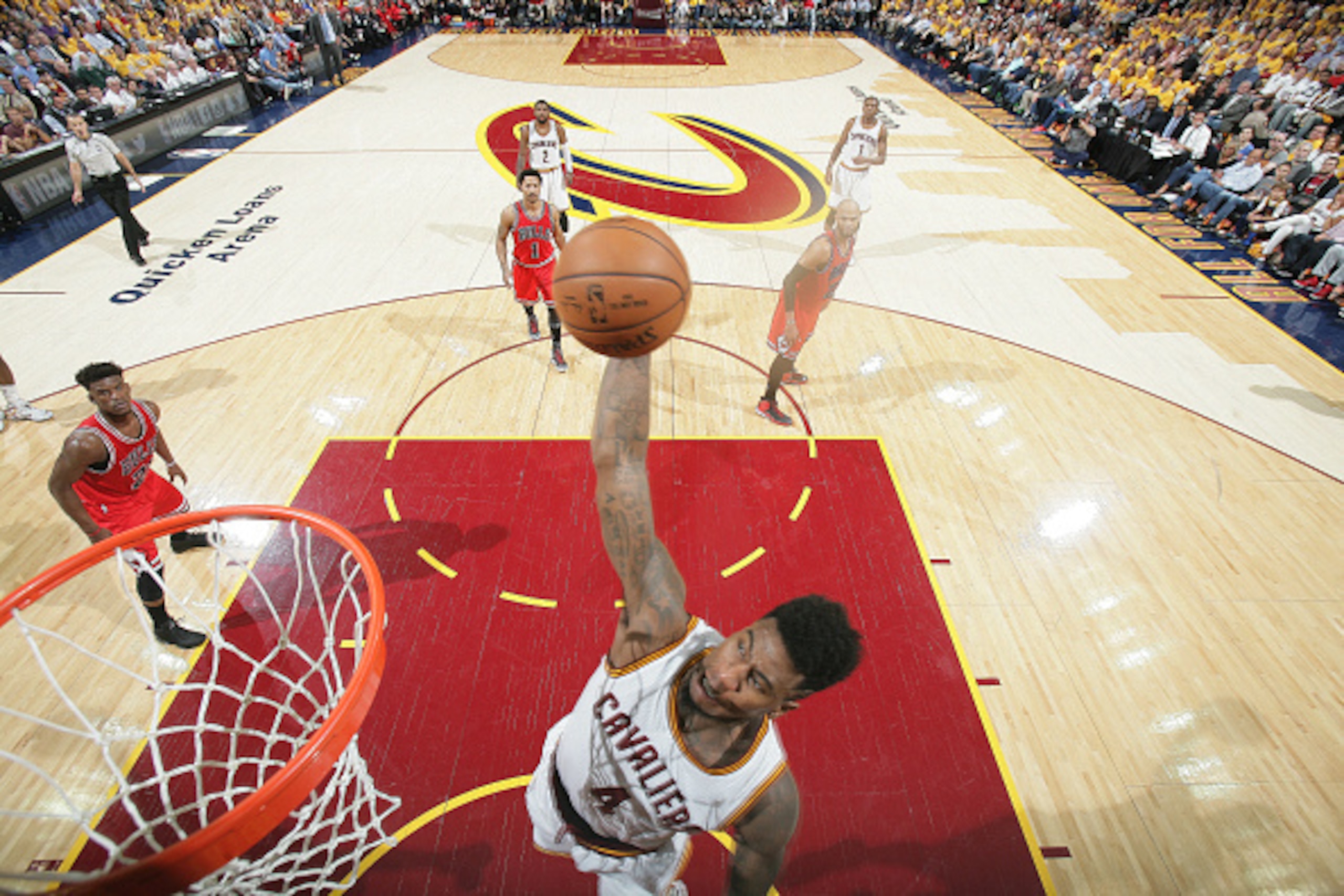 CLEVELAND, OH - MAY 4: Iman Shumpert #4 of the Cleveland Cavaliers goes up for a dunk against the Chicago Bulls in Game One of the Eastern Conference Semifinals during the 2015 NBA Playoffs on May 4, 2015 at Quicken Loans Arena in Cleveland, Ohio. NOTE CLEVELAND, OH - MAY 4: Iman Shumpert #4 of the Cleveland Cavaliers goes up for a dunk against the Chicago Bulls in Game One of the Eastern Conference Semifinals during the 2015 NBA Playoffs on May 4, 2015 at Quicken Loans Arena in Cleveland, Ohio. NOTE