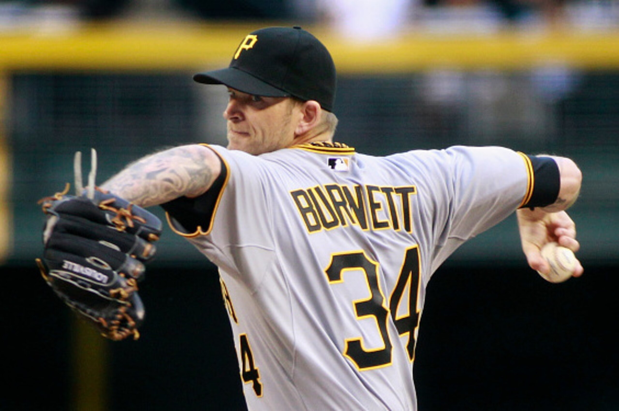 PHOENIX, AZ - APRIL 25:  Starting pitcher A.J. Burnett #34 of the Pittsburgh Pirates delivers a pitch against the Arizona Diamondbacks during the second inning of a MLB game at Chase Field on April 25, 2015 in Phoenix, Arizona.  (Photo by Ralph Freso/Gett