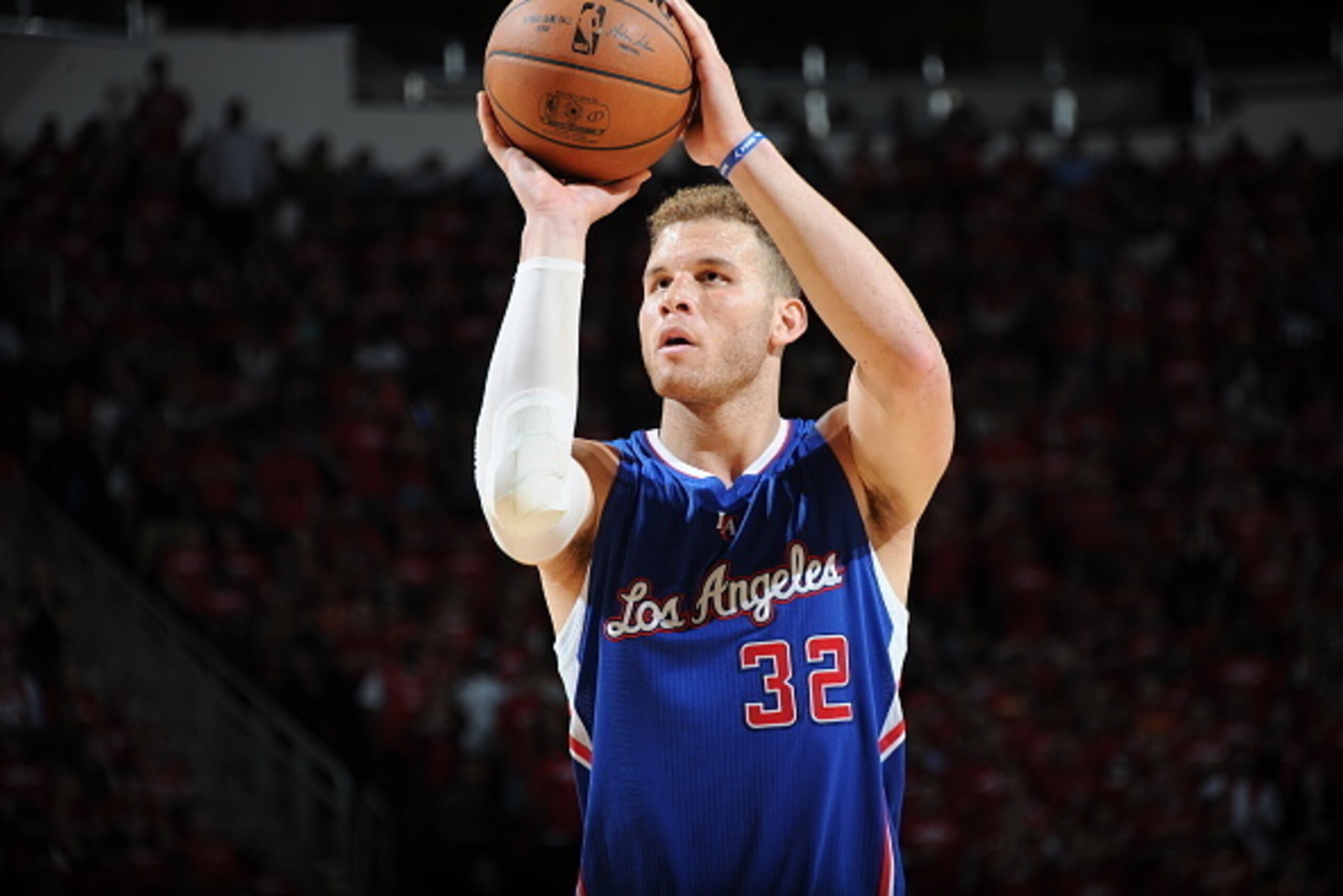 HOUSTON, TX - MAY 6:  Blake Griffin #32 of the Los Angeles Clippers prepares to shoot a free throw against the Houston Rockets in Game Two of the Western Conference Semifinals during the 2015 NBA Playoffs on May 6, 2015 at the Toyota Center in Houston, Te