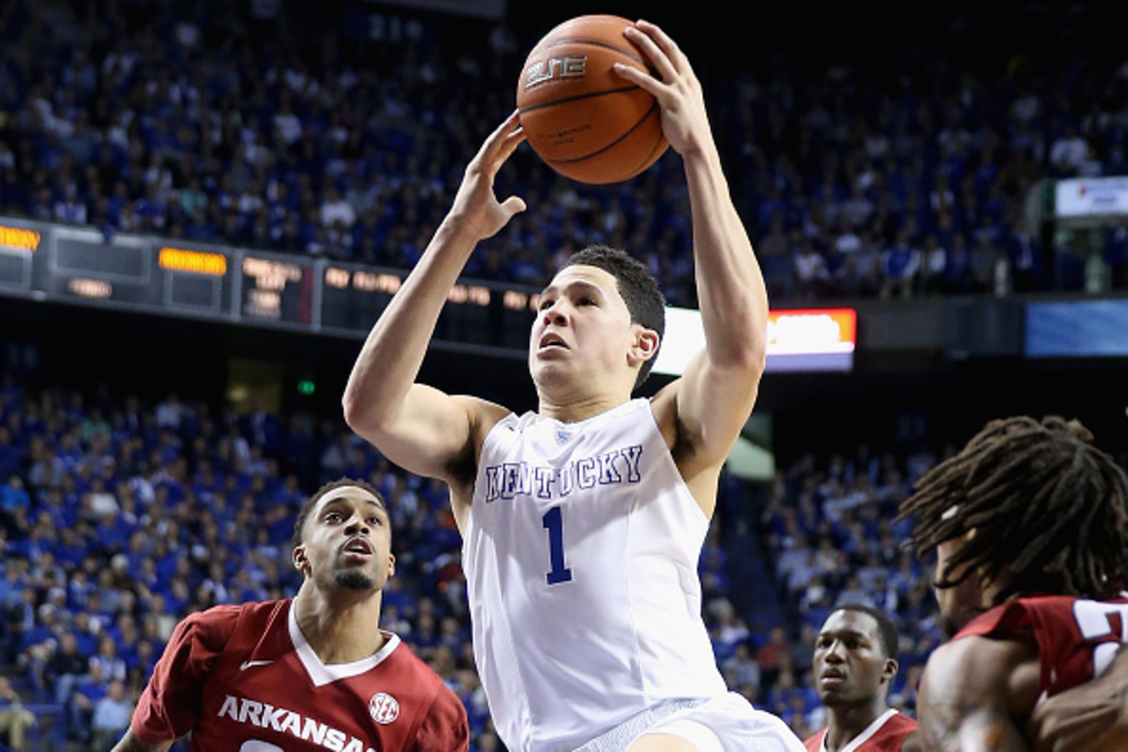 LEXINGTON, KY - FEBRUARY 28:  Devin Booker #1 of the Kentucky Wildcats shoots the ball during the game against the Arkansas Razorbacks at Rupp Arena on February 28, 2015 in Lexington, Kentucky.  (Photo by Andy Lyons/Getty Images)