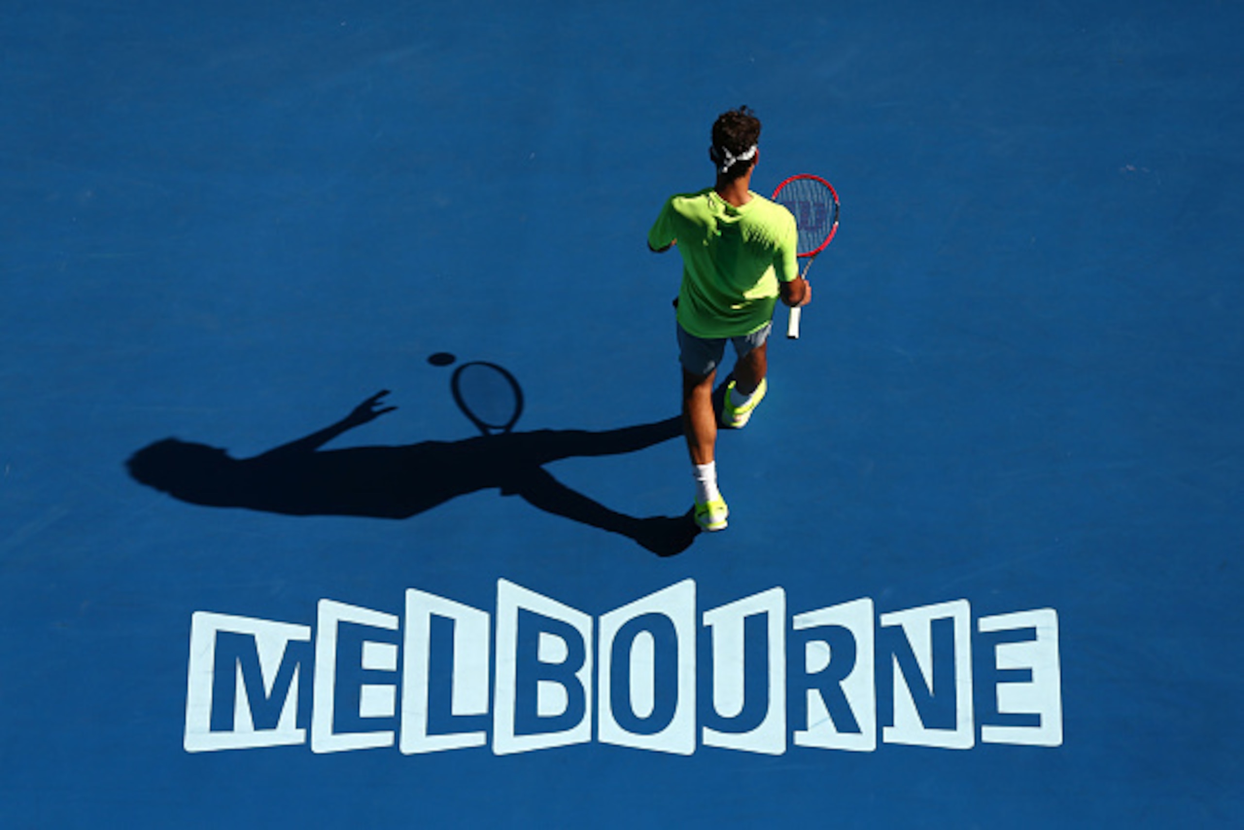 MELBOURNE, AUSTRALIA - JANUARY 23:  Roger Federer of Switzerland reacts in his third round match against Andreas Seppi of Italy during day five of the 2015 Australian Open at Melbourne Park on January 23, 2015 in Melbourne, Australia.  (Photo by Cameron S