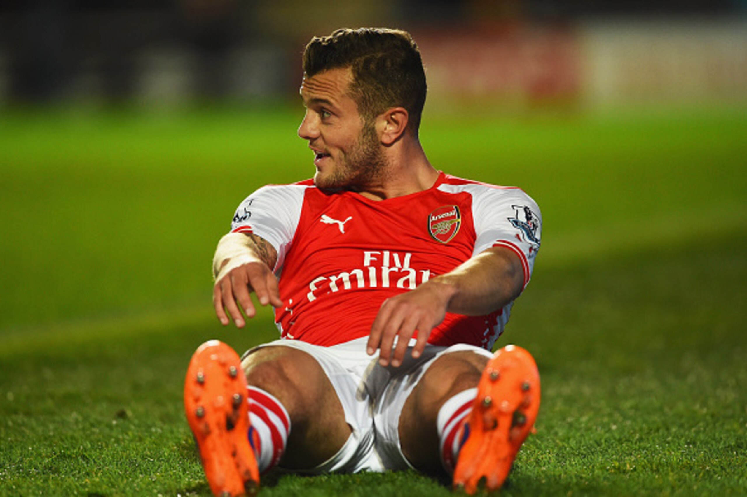 HULL, ENGLAND - MAY 04:  Jack Wilshere of Arsenal looks on during the Barclays Premier League match between Hull City and Arsenal at KC Stadium on May 4, 2015 in Hull, England.  (Photo by Laurence Griffiths/Getty Images)