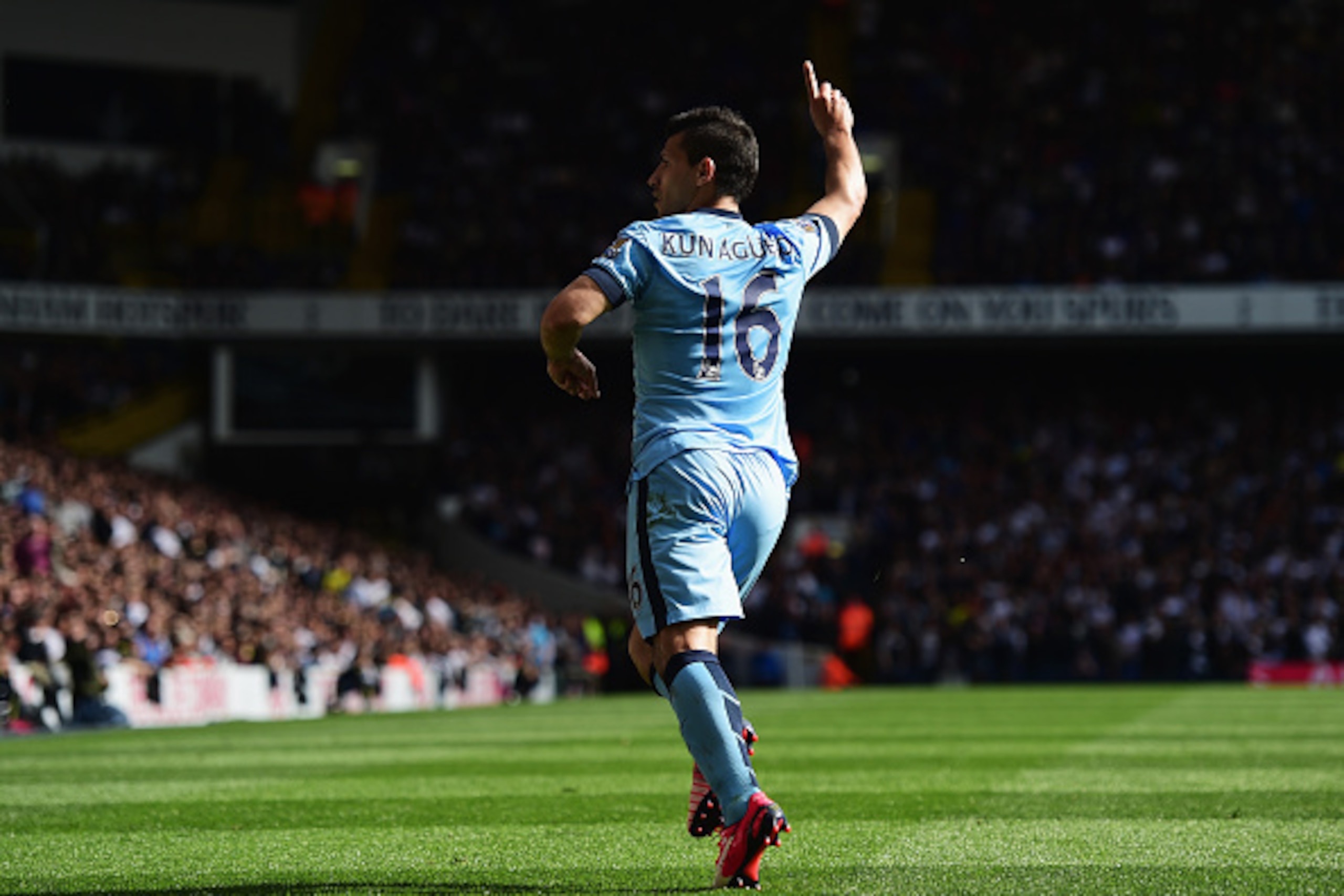 LONDON, ENGLAND - MAY 03:  Sergio Aguero of Manchester City celebrates scoring the opening goal during the Barclays Premier League match between Tottenham Hotspur and Manchester City at White Hart Lane on May 3, 2015 in London, England.  (Photo by Jamie M