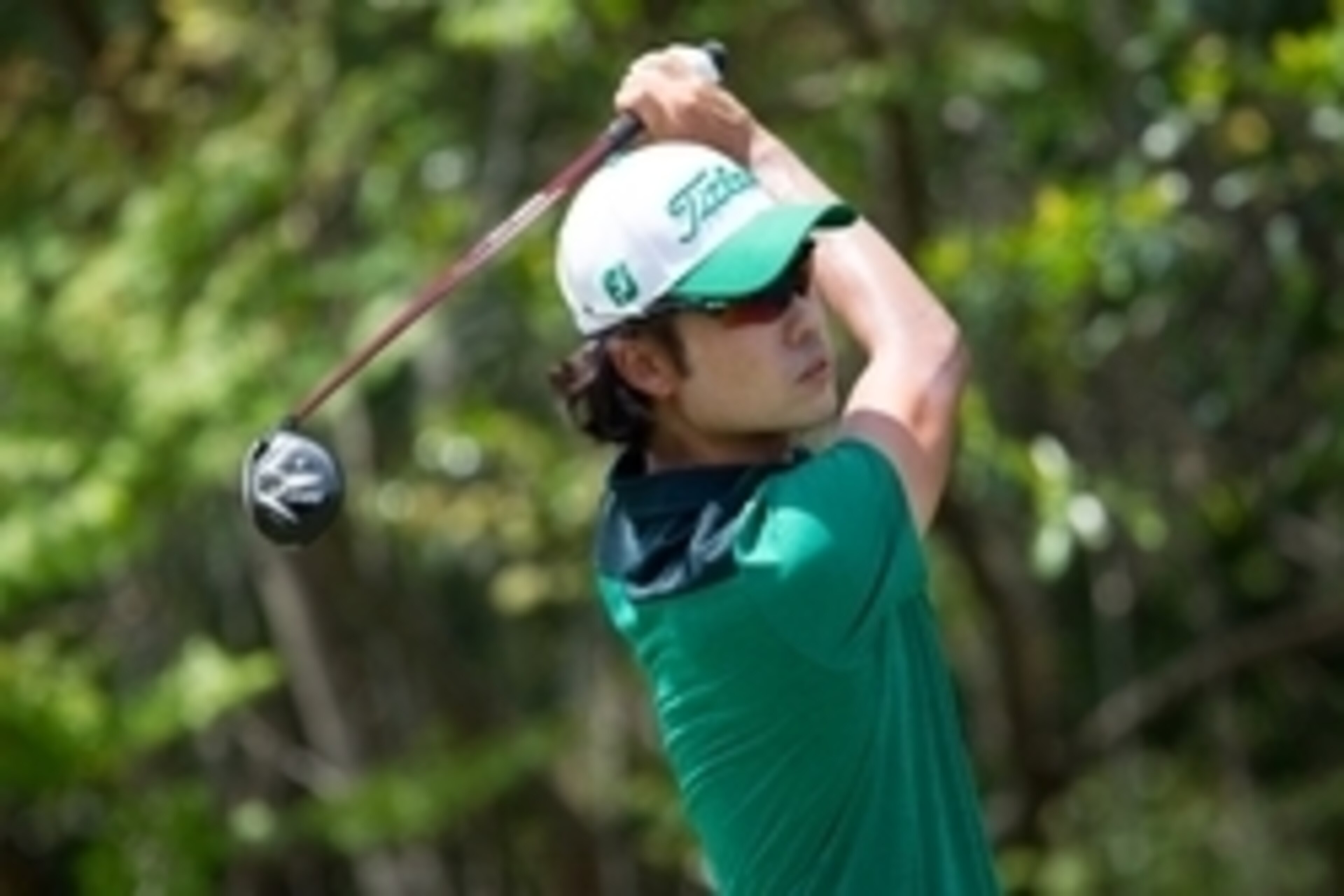 Mar 22, 2015; Orlando, FL, USA; Kevin Na tees off on the 3rd during the final round of the Arnold Palmer Invitational presented by MasterCard at Bay Hill Club & Lodge. Mandatory Credit: Kevin Liles-USA TODAY Sports