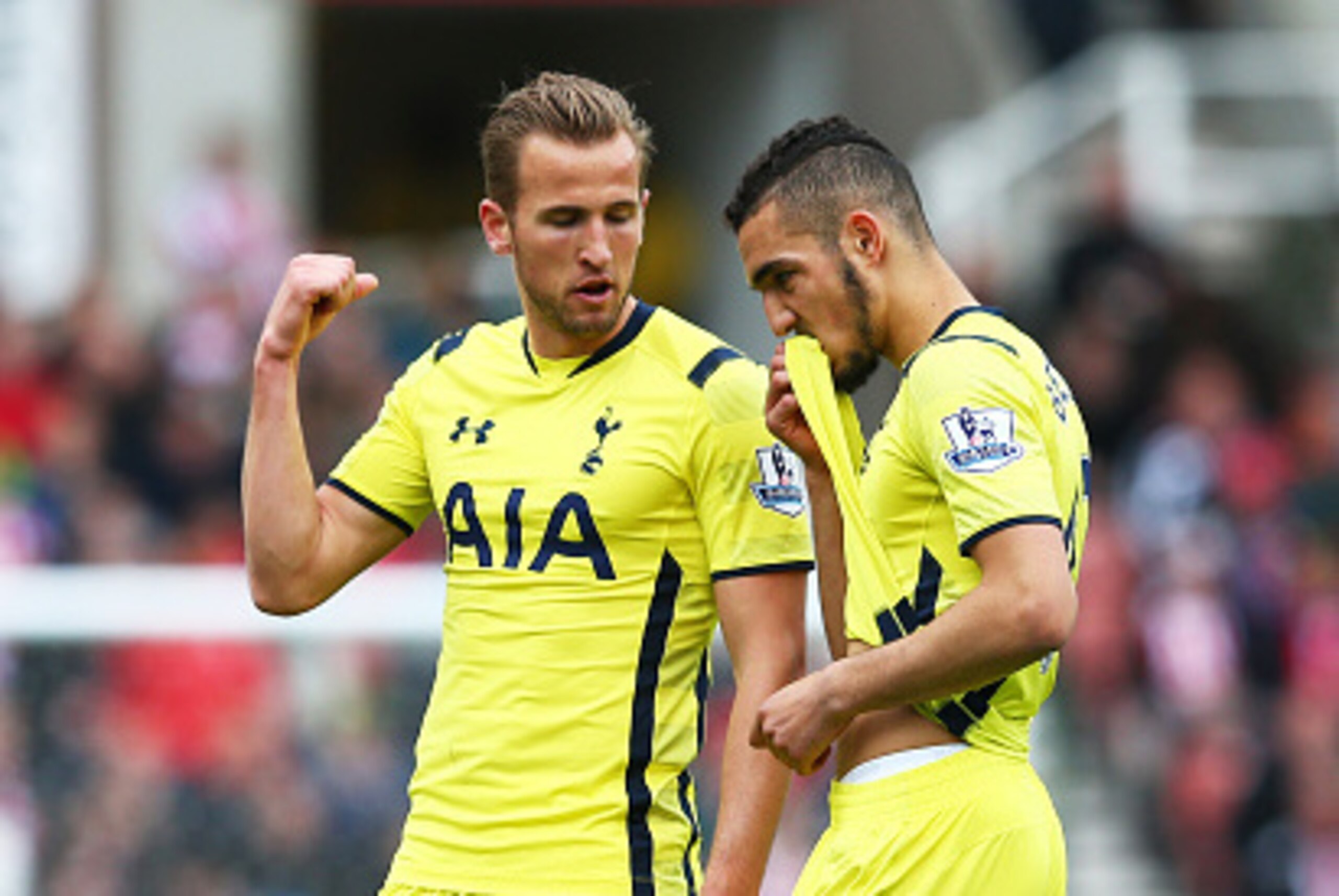 STOKE ON TRENT, ENGLAND - MAY 09:  Harry Kane and Nabil Bentaleb of Spurs in discussion during the Barclays Premier League match between Stoke City and Tottenham Hotspur at Britannia Stadium on May 9, 2015 in Stoke on Trent, England.  (Photo by Matthew Le