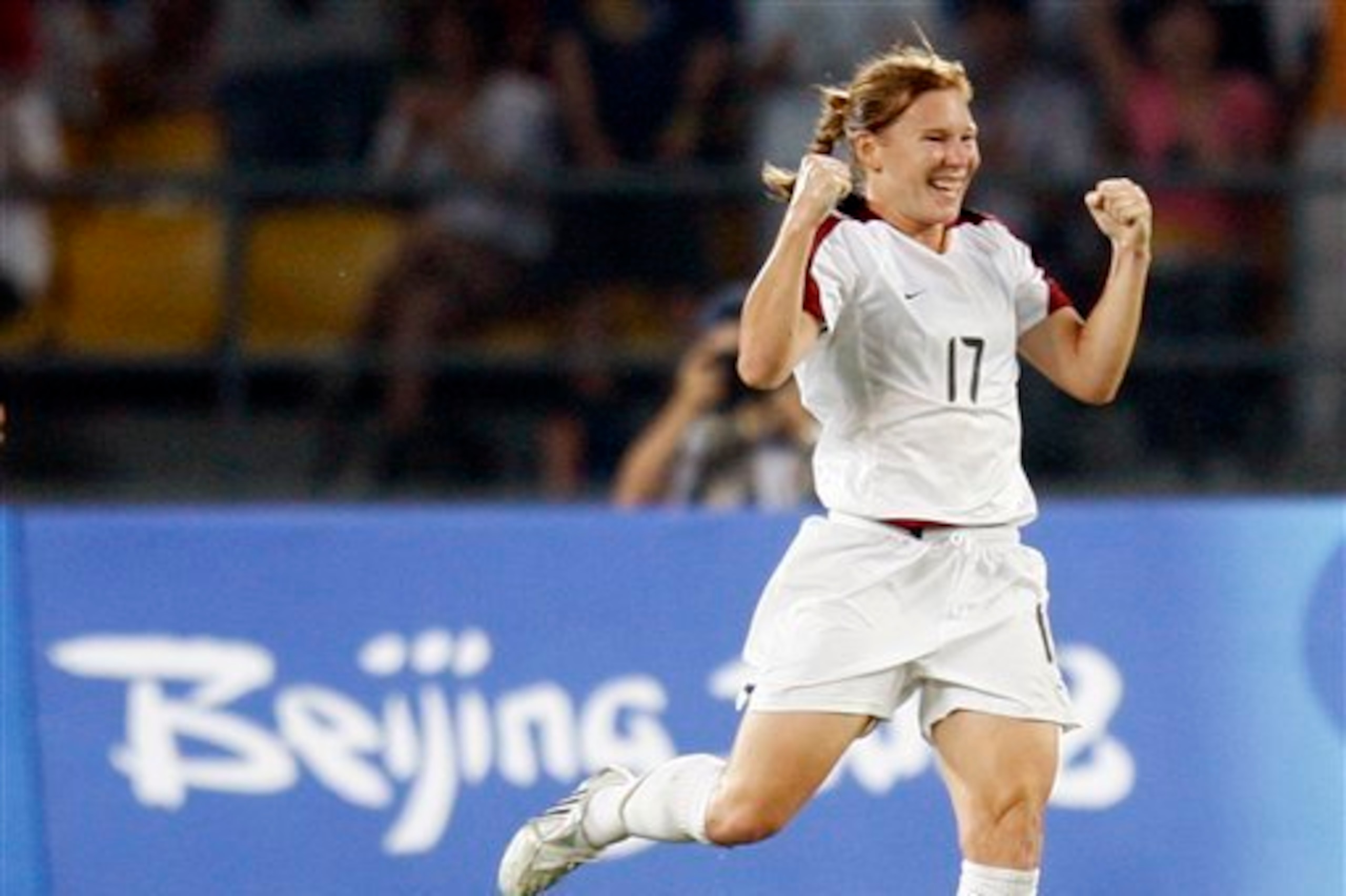 Chalupny made her 100th appearance for USWNT.
