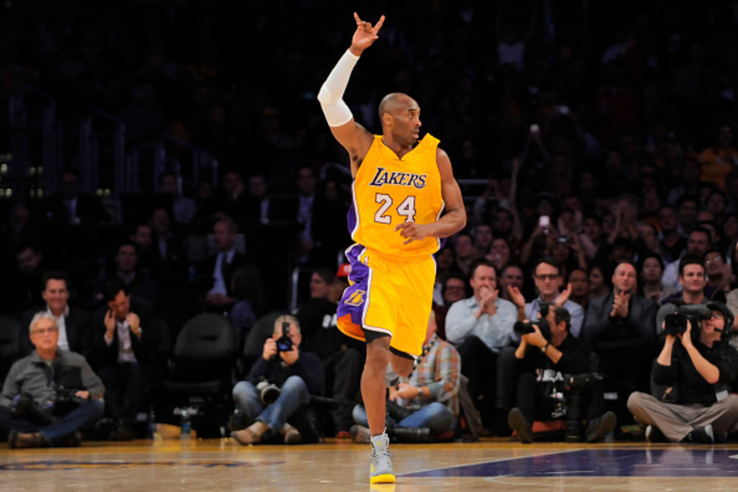 LOS ANGELES, CA - JANUARY 15: Kobe Bryant #24 of the Los Angeles Lakers celebrates during a game against the Cleveland Cavaliers at STAPLES Center on January 15, 2015 in Los Angeles, California. NOTE TO USER: User expressly acknowledges and agrees that, b