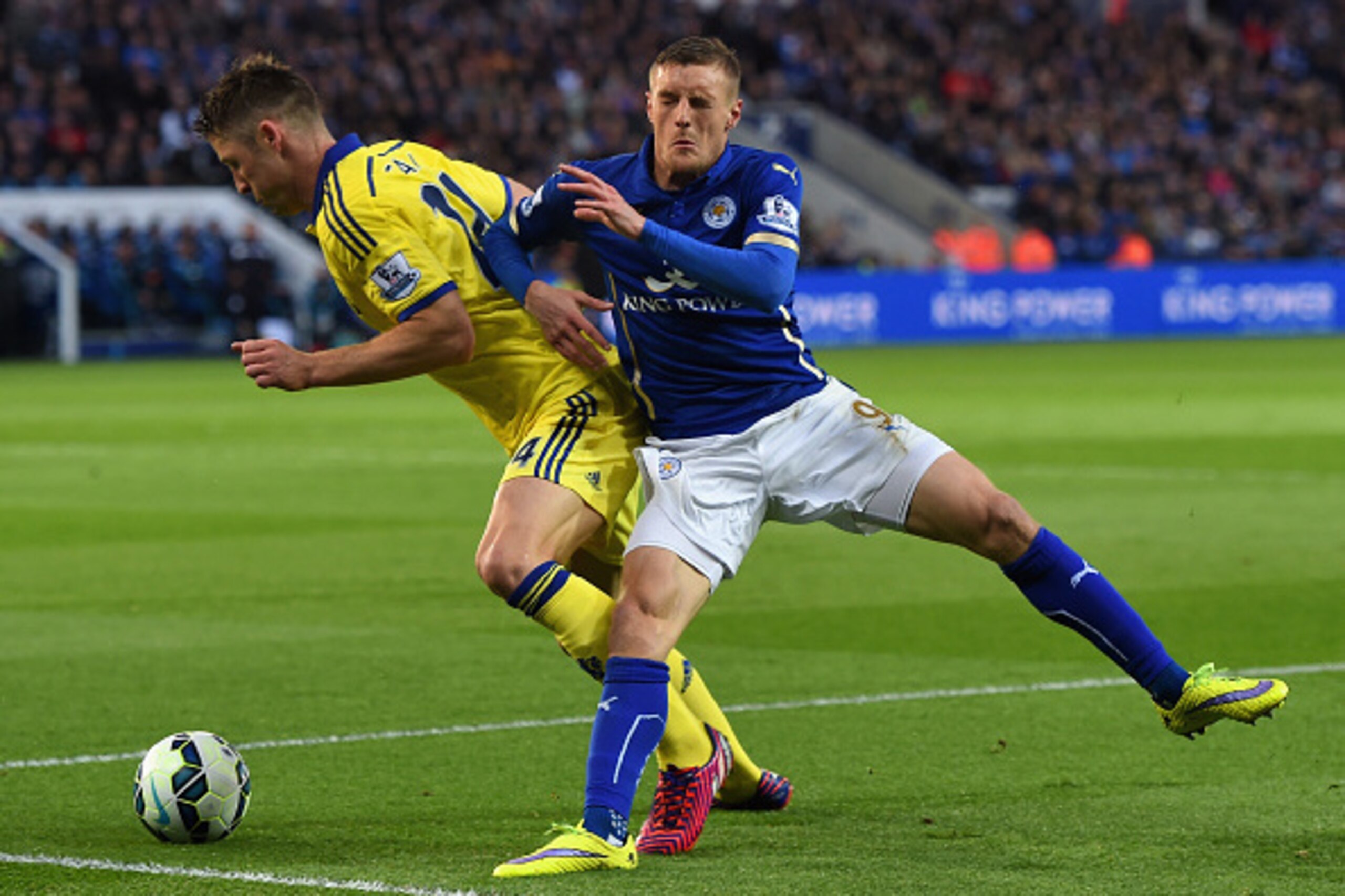 LEICESTER, ENGLAND - APRIL 29: Jamie Vardy of Leicester City and Gary Cahill of Chelsea battle for the ball during the Barclays Premier League match between Leicester City and Chelsea at The King Power Stadium on April 29, 2015 in Leicester, England. (P LEICESTER, ENGLAND - APRIL 29: Jamie Vardy of Leicester City and Gary Cahill of Chelsea battle for the ball during the Barclays Premier League match between Leicester City and Chelsea at The King Power Stadium on April 29, 2015 in Leicester, England. (P