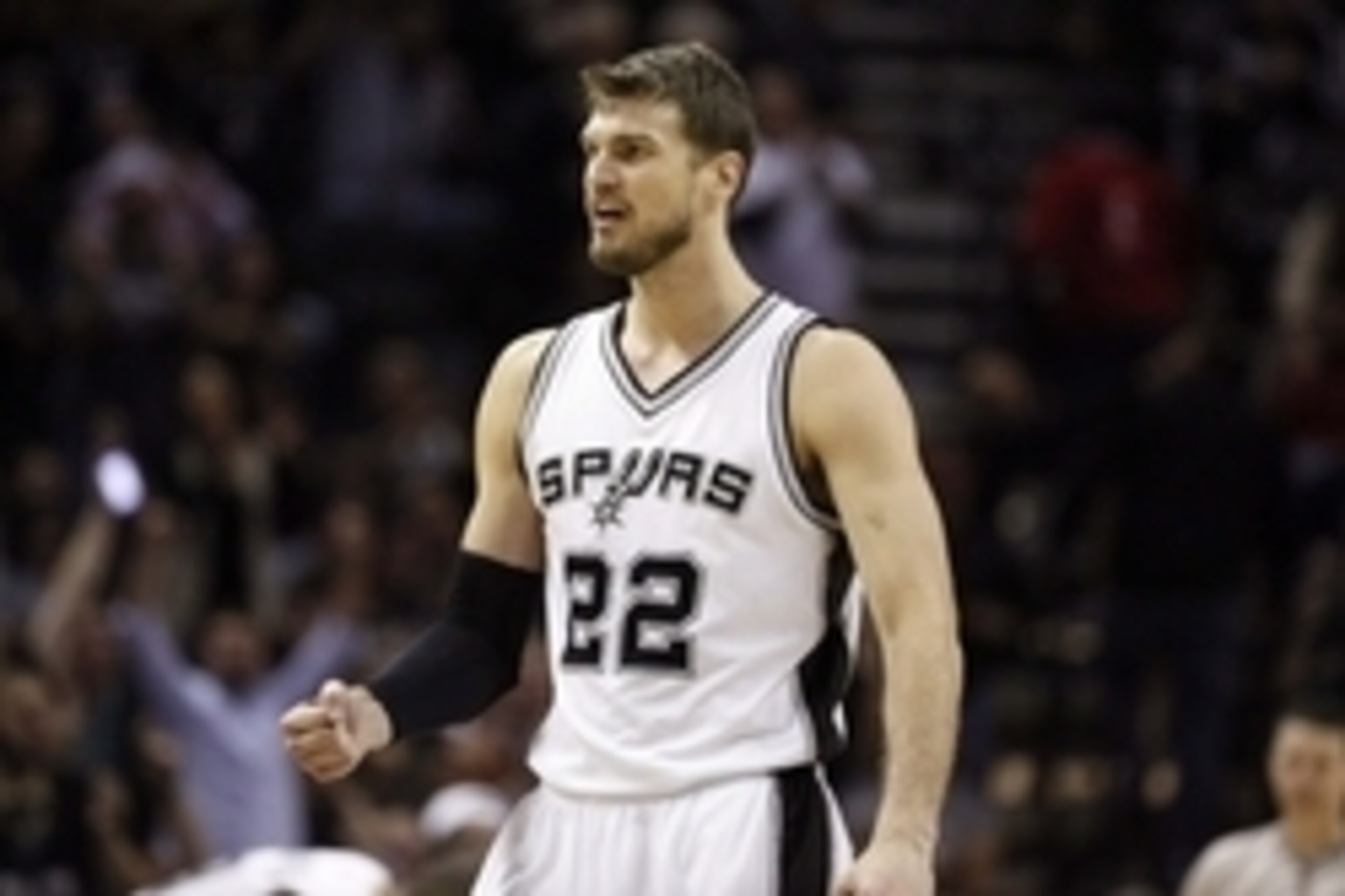 Dec 22, 2014; San Antonio, TX, USA; San Antonio Spurs power forward Tiago Splitter (22) reacts against the Los Angeles Clippers during the second half at AT&T Center. Mandatory Credit: Soobum Im-USA TODAY Sports