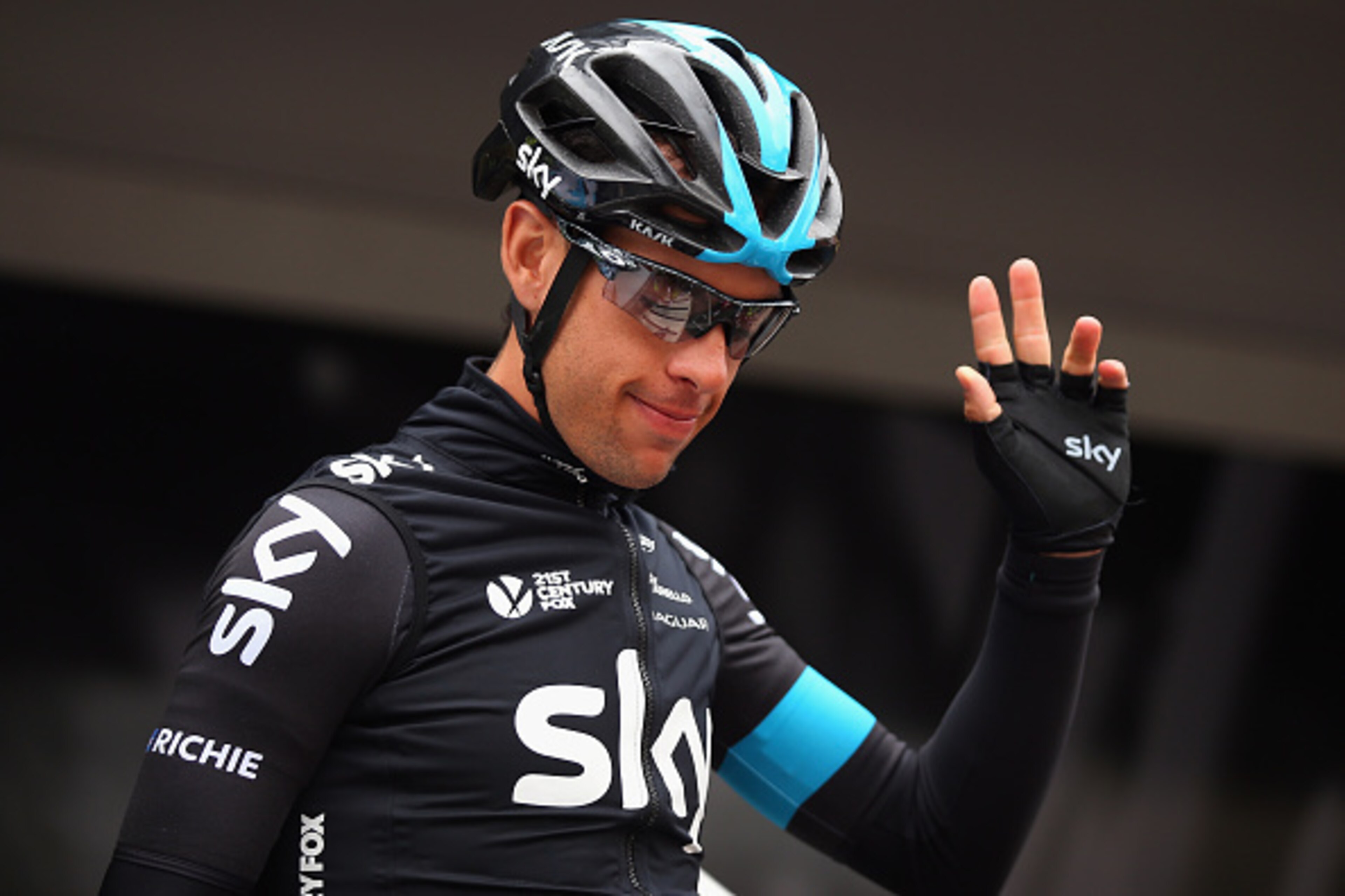 VENCE, FRANCE - MARCH 14:  Richie Porte of Australia and Team SKY arrives at he start of stage six of the 2015 Paris-Nice from Vence to Nice on March 14, 2015 in Vence, France.  (Photo by Bryn Lennon/Getty Images)