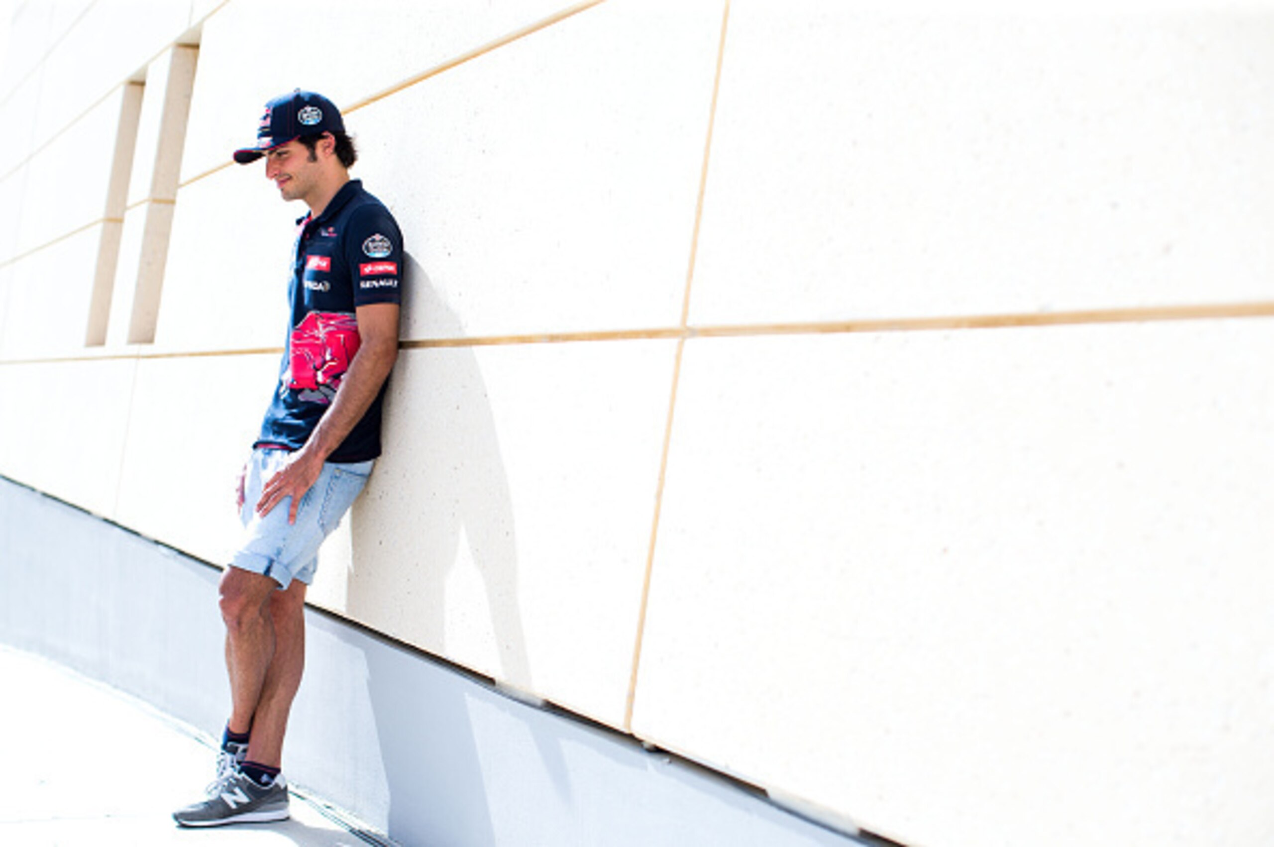 BAHRAIN, BAHRAIN - APRIL 16: Carlos Sainz of Scuderia Toro Rosso and Spain during previews to the Bahrain Formula One Grand Prix at Bahrain International Circuit on April 16, 2015 in Bahrain, Bahrain. (Photo by Peter Fox/Getty Images) BAHRAIN, BAHRAIN - APRIL 16: Carlos Sainz of Scuderia Toro Rosso and Spain during previews to the Bahrain Formula One Grand Prix at Bahrain International Circuit on April 16, 2015 in Bahrain, Bahrain. (Photo by Peter Fox/Getty Images)