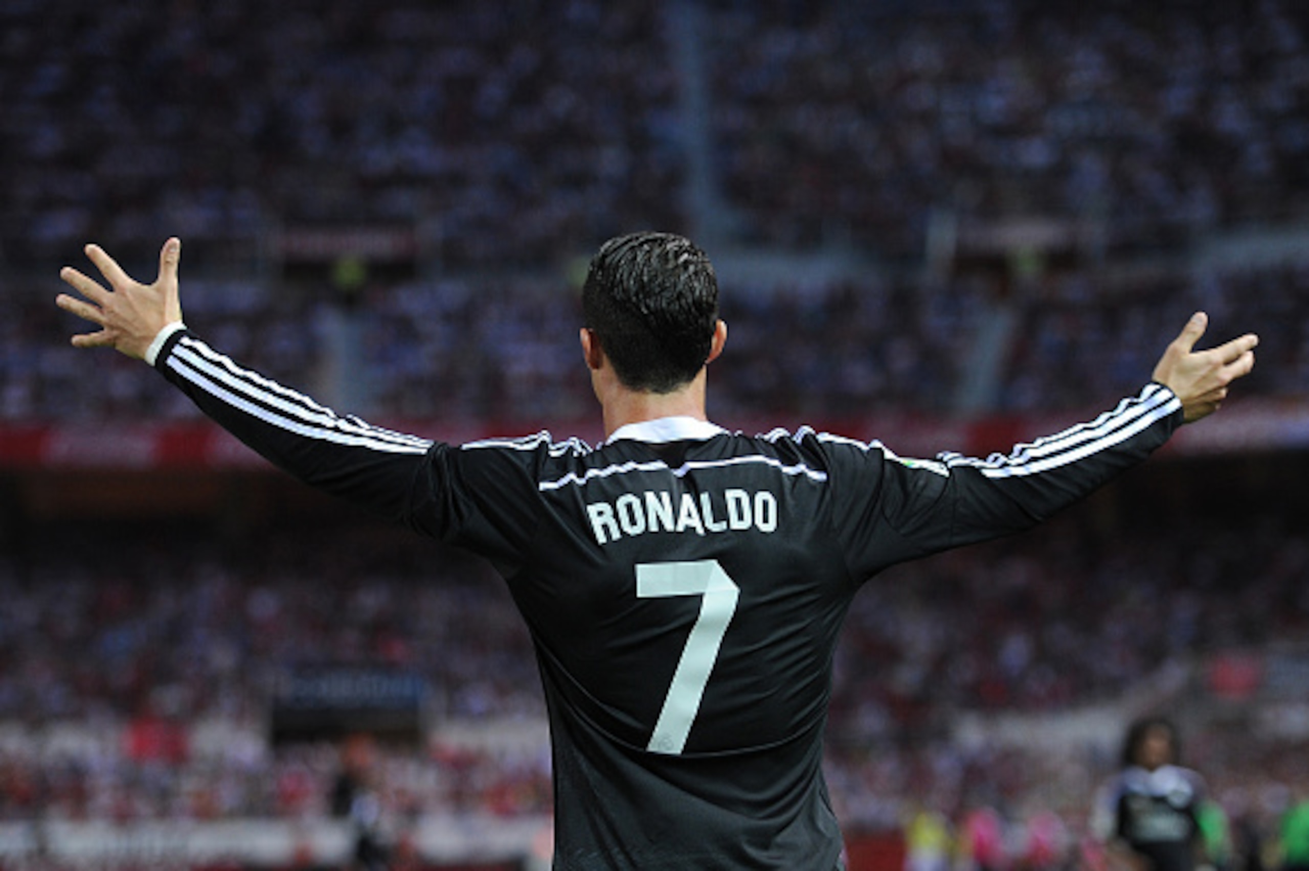 SEVILLE, SPAIN - MAY 02:  Cristiano Ronaldo of Real Madrid reacts during the La Liga match between Sevilla FC and Real Madrid CF at Estadio Ramon Sanchez Pizjuan on May 2, 2015 in Seville, Spain.  (Photo by Denis Doyle/Getty Images)