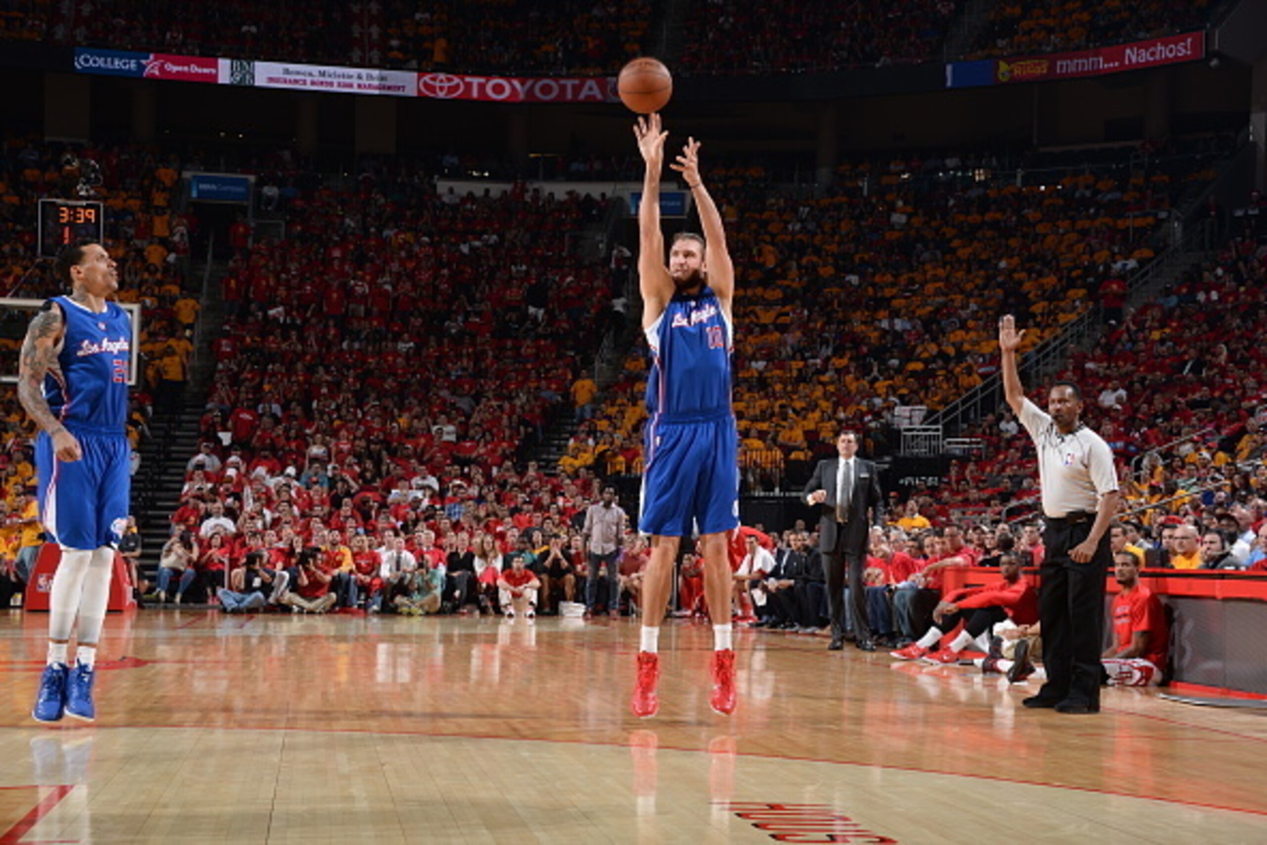 HOUSTON, TX - MAY 12: Spencer Hawes #10 of the Los Angeles Clippers shoots against the Houston Rockets in Game Five of the Western Conference Semifinals during the 2015 NBA Playoffs on May 12, 2015 at the Toyota Center in Houston, Texas. NOTE TO USER: Use