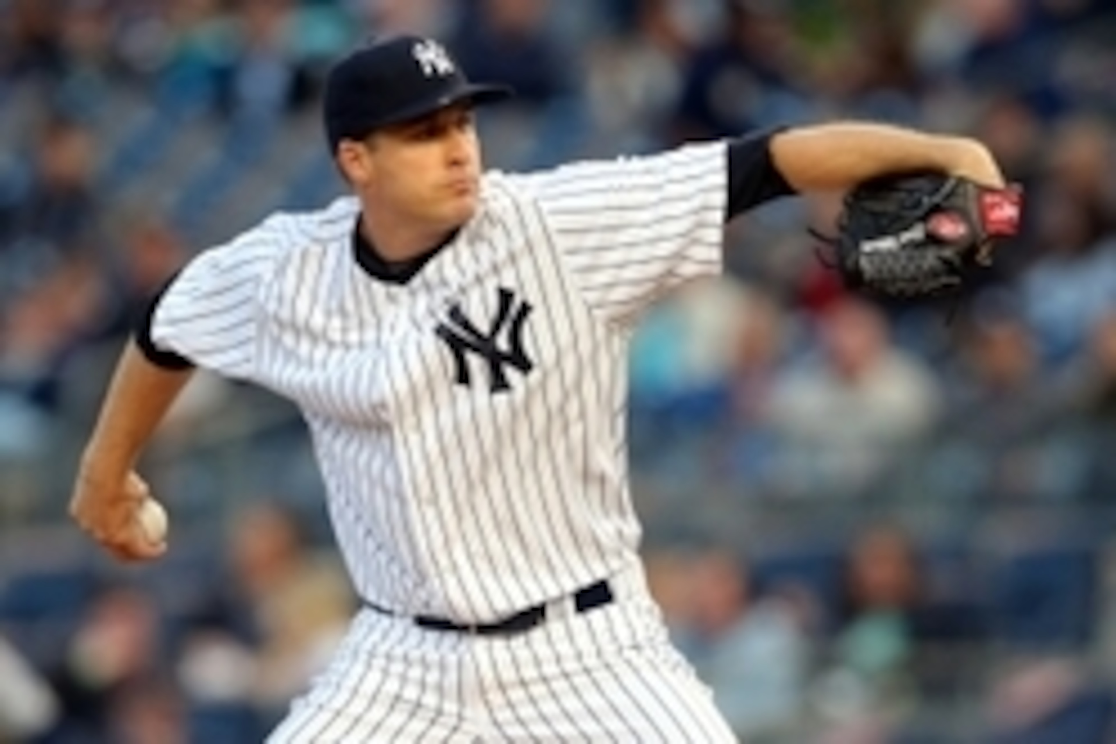 Apr 28, 2015; Bronx, NY, USA; New York Yankees starting pitcher Chase Whitley (39) pitches against the Tampa Bay Rays during the first inning at Yankee Stadium. Mandatory Credit: Brad Penner-USA TODAY Sports