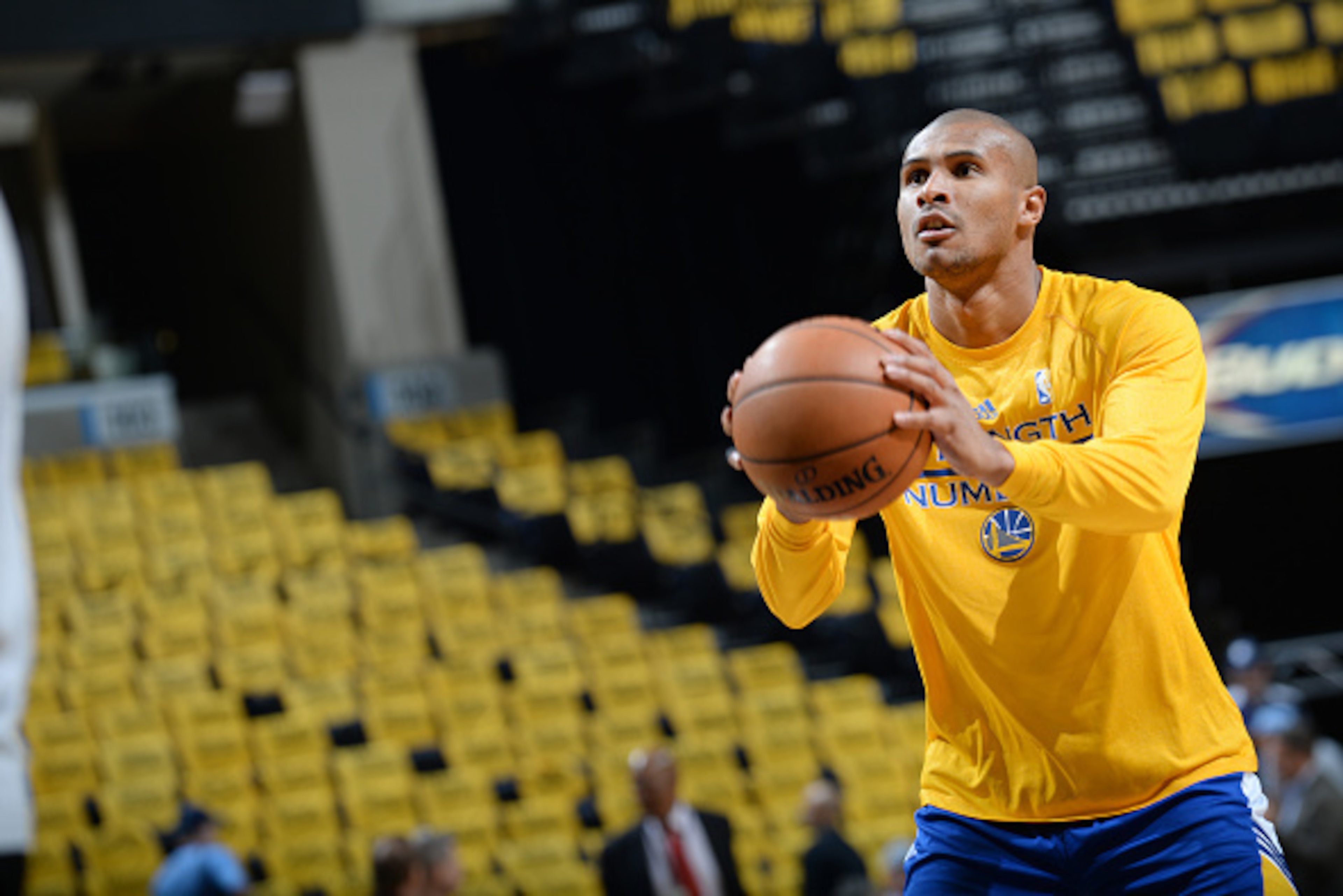 MEMPHIS, TENNESSEE - MAY 11: Leandro Barbosa #19 of the Golden State Warriors warms up before facing off against the Memphis Grizzlies for Game Four of the Western Conference Semifinals for the NBA Playoffs on May 11, 2015 at FedExForum in Memphis, Tennes MEMPHIS, TENNESSEE - MAY 11: Leandro Barbosa #19 of the Golden State Warriors warms up before facing off against the Memphis Grizzlies for Game Four of the Western Conference Semifinals for the NBA Playoffs on May 11, 2015 at FedExForum in Memphis, Tennes