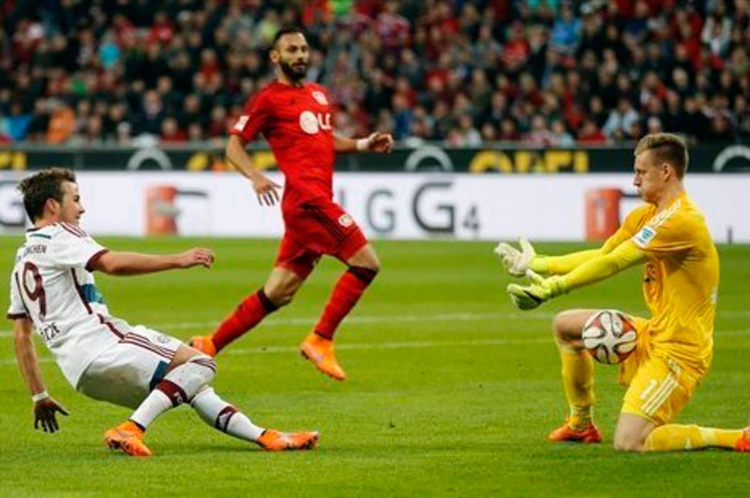 Leno has kept 15 clean sheets this season. Leno has kept 15 clean sheets this season.