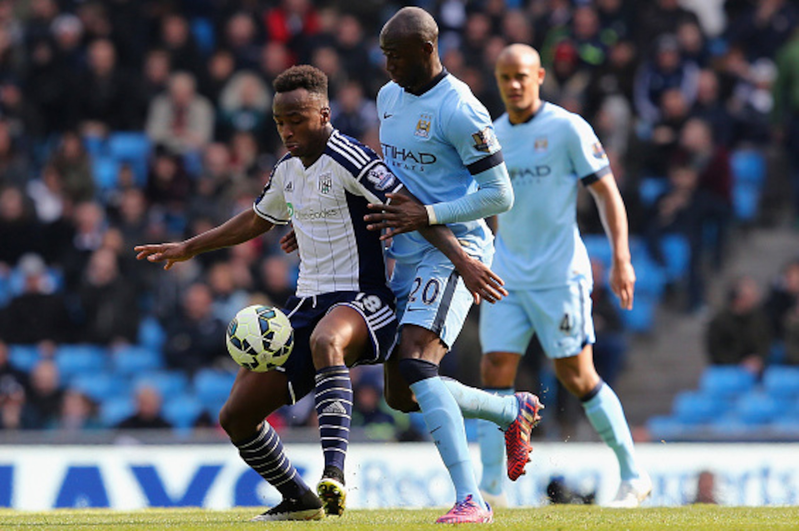MANCHESTER, ENGLAND - MARCH 21:  Saido Berahino of West Brom holds off Eliaquim Mangala of Manchester City during the Barclays Premier League match between Manchester City and West Bromwich Albion at Etihad Stadium on March 21, 2015 in Manchester, England