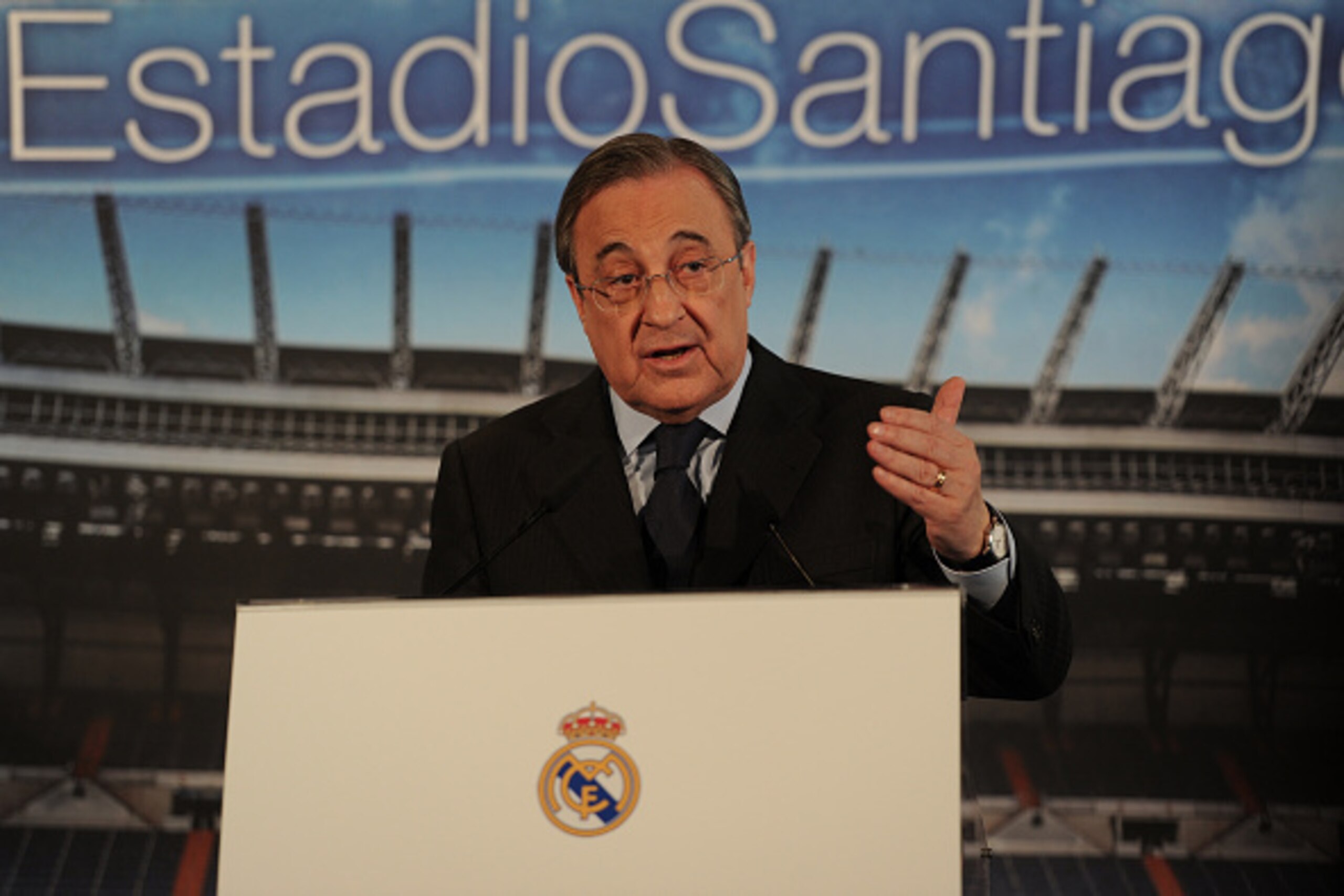 MADRID, SPAIN - MARCH 12:  Real Madrid President Florentino Perez holds a press conference at the Santiago Bernabeu stadium on March 12, 2015 in Madrid, Spain.  Perez appealed for more objectivity in reporting on the Spanish powerhouse from some members o
