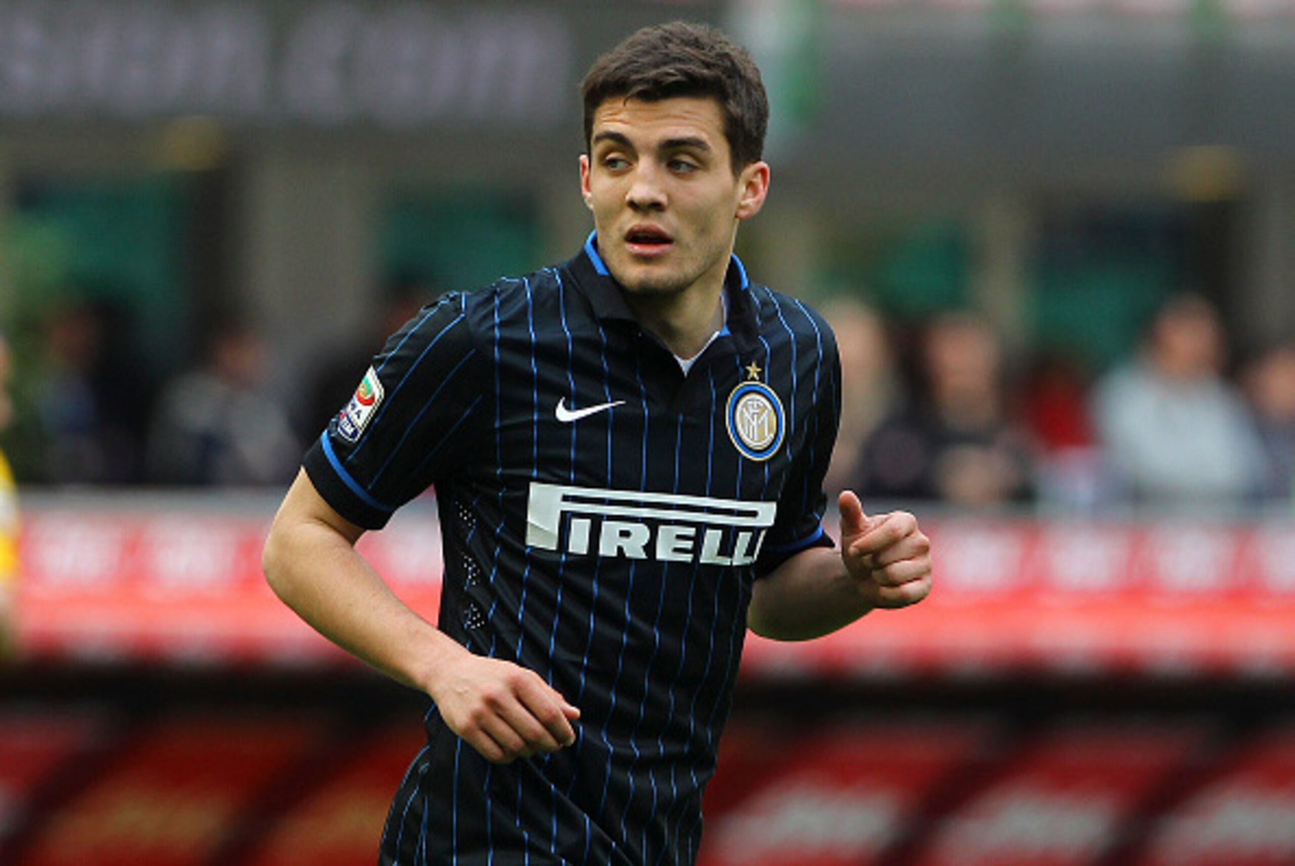 MILAN, ITALY - APRIL 04: Mateo Kovacic of FC Internazionale Milano looks on during the Serie A match between FC Internazionale Milano and Parma FC at Stadio Giuseppe Meazza on April 4, 2015 in Milan, Italy. (Photo by Marco Luzzani/Getty Images) MILAN, ITALY - APRIL 04: Mateo Kovacic of FC Internazionale Milano looks on during the Serie A match between FC Internazionale Milano and Parma FC at Stadio Giuseppe Meazza on April 4, 2015 in Milan, Italy. (Photo by Marco Luzzani/Getty Images)