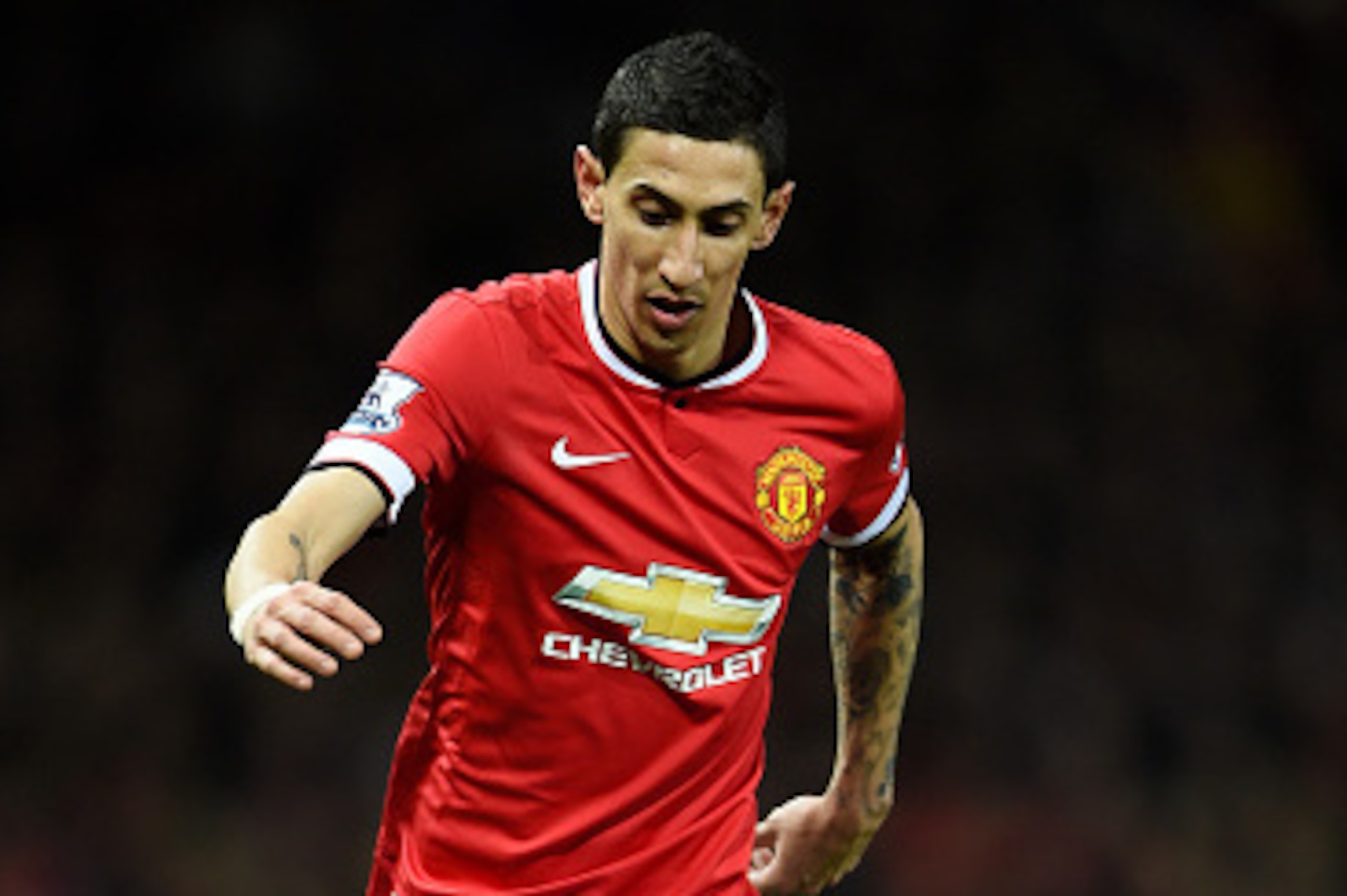 MANCHESTER, ENGLAND - MARCH 09:  Angel di Maria of Manchester United controls the ball during the FA Cup Quarter Final match between Manchester United and Arsenal at Old Trafford on March 9, 2015 in Manchester, England.  (Photo by Laurence Griffiths/Getty