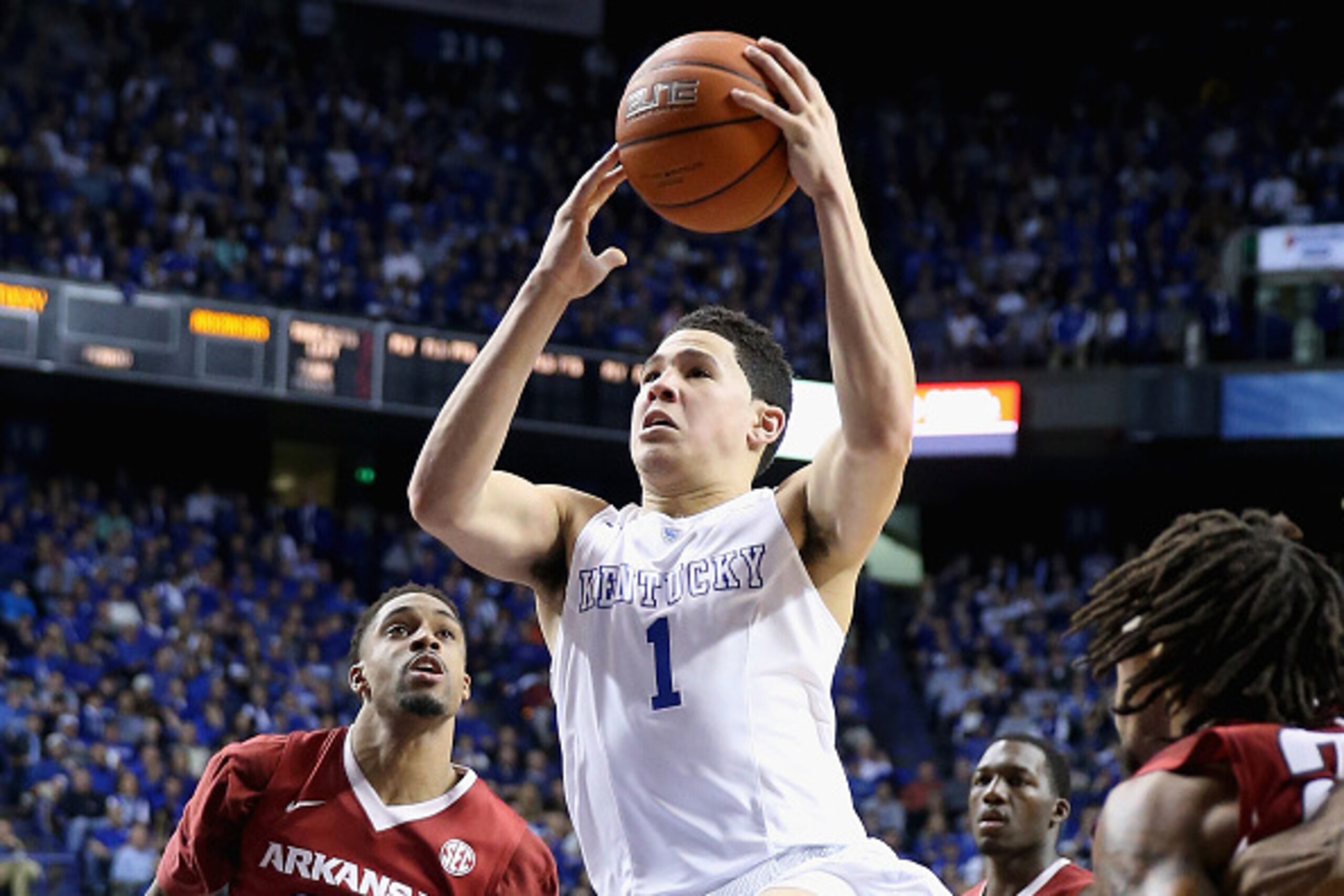 LEXINGTON, KY - FEBRUARY 28:  Devin Booker #1 of the Kentucky Wildcats shoots the ball during the game against the Arkansas Razorbacks at Rupp Arena on February 28, 2015 in Lexington, Kentucky.  (Photo by Andy Lyons/Getty Images)