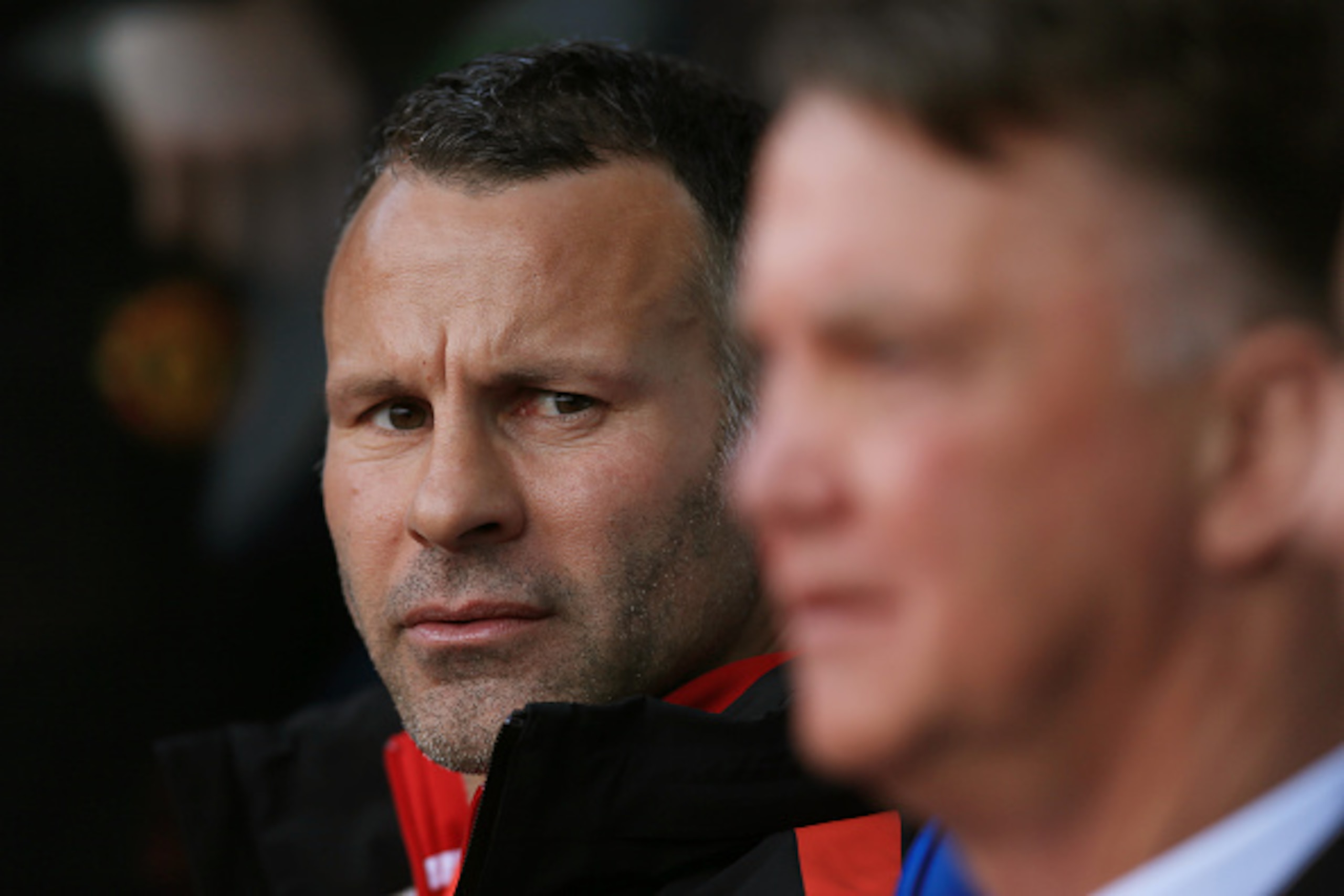 LONDON, ENGLAND - MAY 09: Assistant manager Ryan Giggs of Manchester United looks on with manager Louis van Gaal during the Barclays Premier League match between Crystal Palace and Manchester United at Selhurst Park on May 9, 2015 in London, England. (Ph LONDON, ENGLAND - MAY 09: Assistant manager Ryan Giggs of Manchester United looks on with manager Louis van Gaal during the Barclays Premier League match between Crystal Palace and Manchester United at Selhurst Park on May 9, 2015 in London, England. (Ph