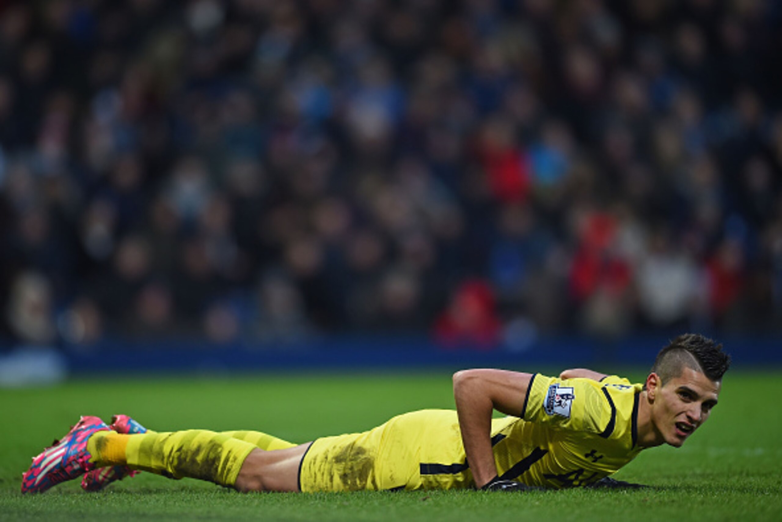 WEST BROMWICH, ENGLAND - JANUARY 31: Erik Lamela of Spurs looks on during the Barclays Premier League match between West Bromwich Albion and Tottenham Hotspur at The Hawthorns on January 31, 2015 in West Bromwich, England. (Photo by Laurence Griffiths/G WEST BROMWICH, ENGLAND - JANUARY 31: Erik Lamela of Spurs looks on during the Barclays Premier League match between West Bromwich Albion and Tottenham Hotspur at The Hawthorns on January 31, 2015 in West Bromwich, England. (Photo by Laurence Griffiths/G