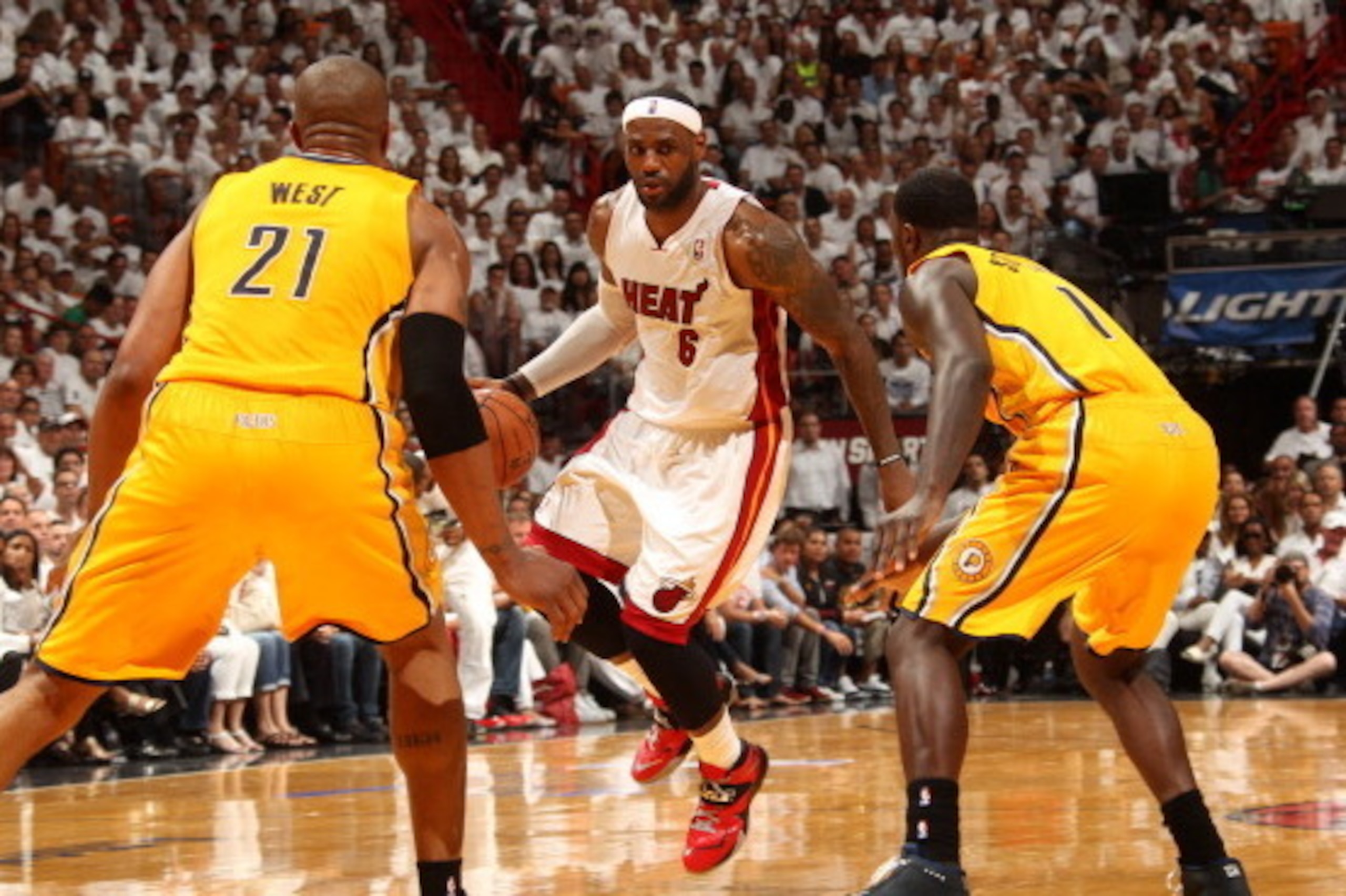 MIAMI, FL - MAY 30: LeBron James #6 of the Miami Heat drives against the Indiana Pacers in Game Six of the Eastern Conference Finals during the 2014 NBA Playoffs on May 30, 2014 in Miami, Fl. NOTE TO USER: User expressly acknowledges and agrees that, by d