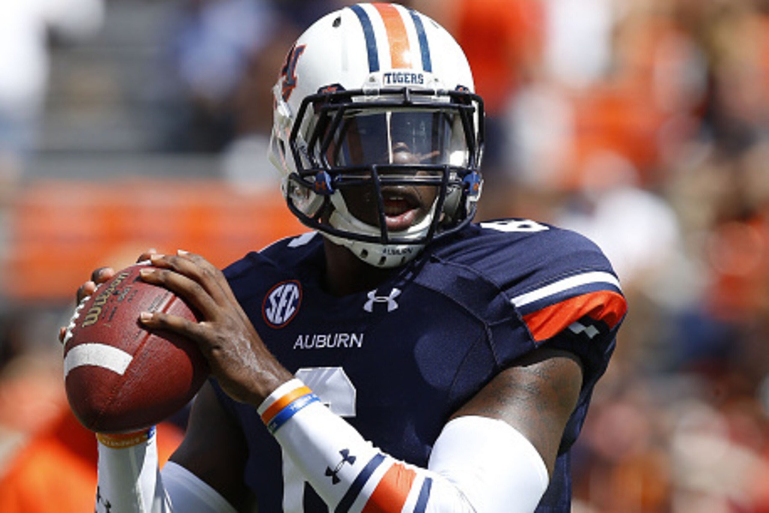 AUBURN, AL - AUGUST 30: Quarterback Jeremy Johnson #6 of the Auburn Tigers warms up before the game against the Arkansas Razorbacks at Jordan Hare Stadium on August 30, 2014 in Auburn, Alabama. (Photo by Mike Zarrilli/Getty Images) AUBURN, AL - AUGUST 30: Quarterback Jeremy Johnson #6 of the Auburn Tigers warms up before the game against the Arkansas Razorbacks at Jordan Hare Stadium on August 30, 2014 in Auburn, Alabama. (Photo by Mike Zarrilli/Getty Images)