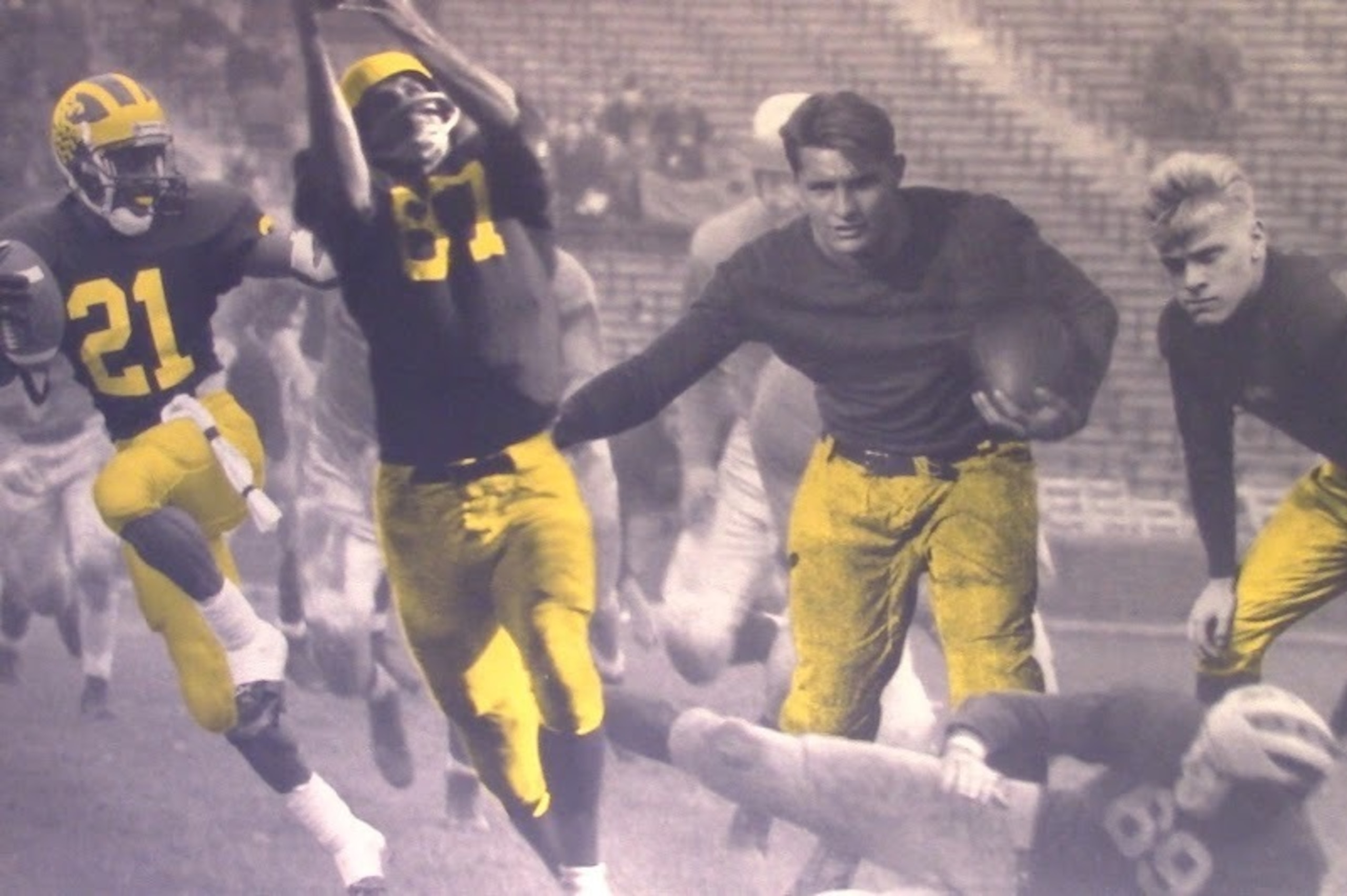 Desmond Howard and other UM legends are honored at Towsley.