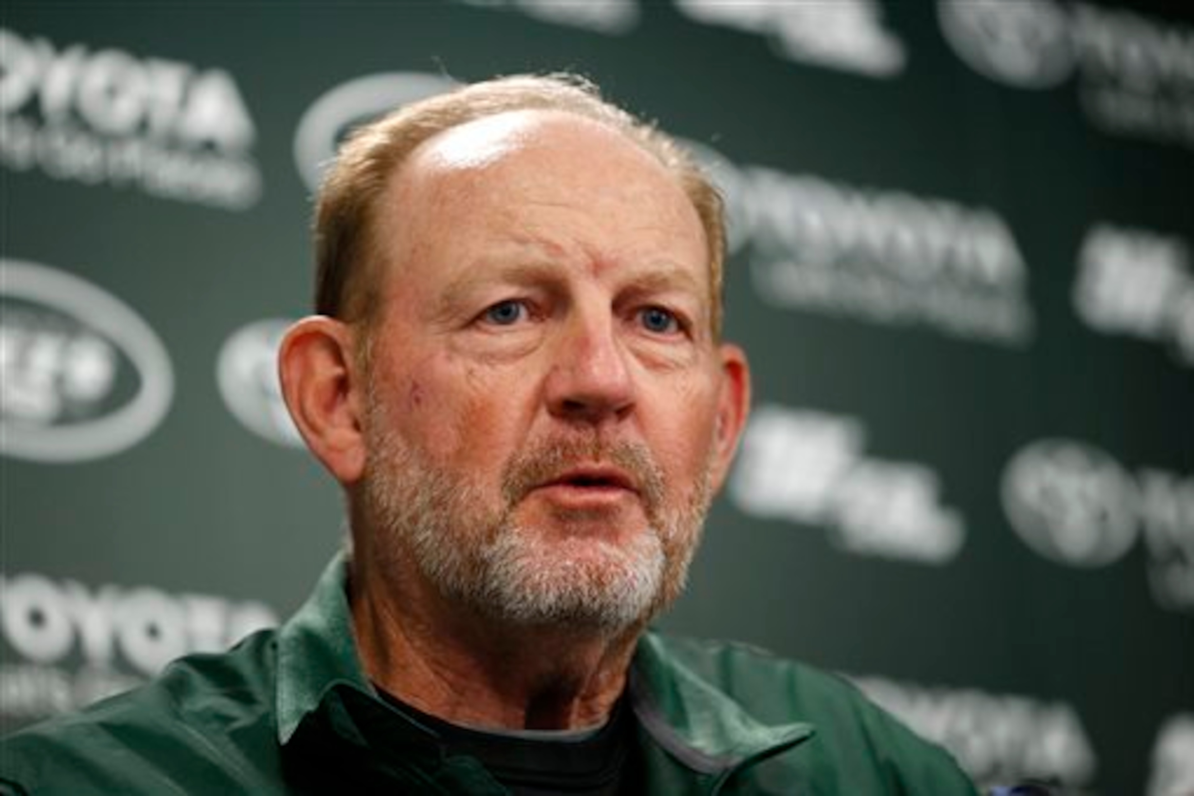 Chan Gailey sees talent in Geno Smith.
