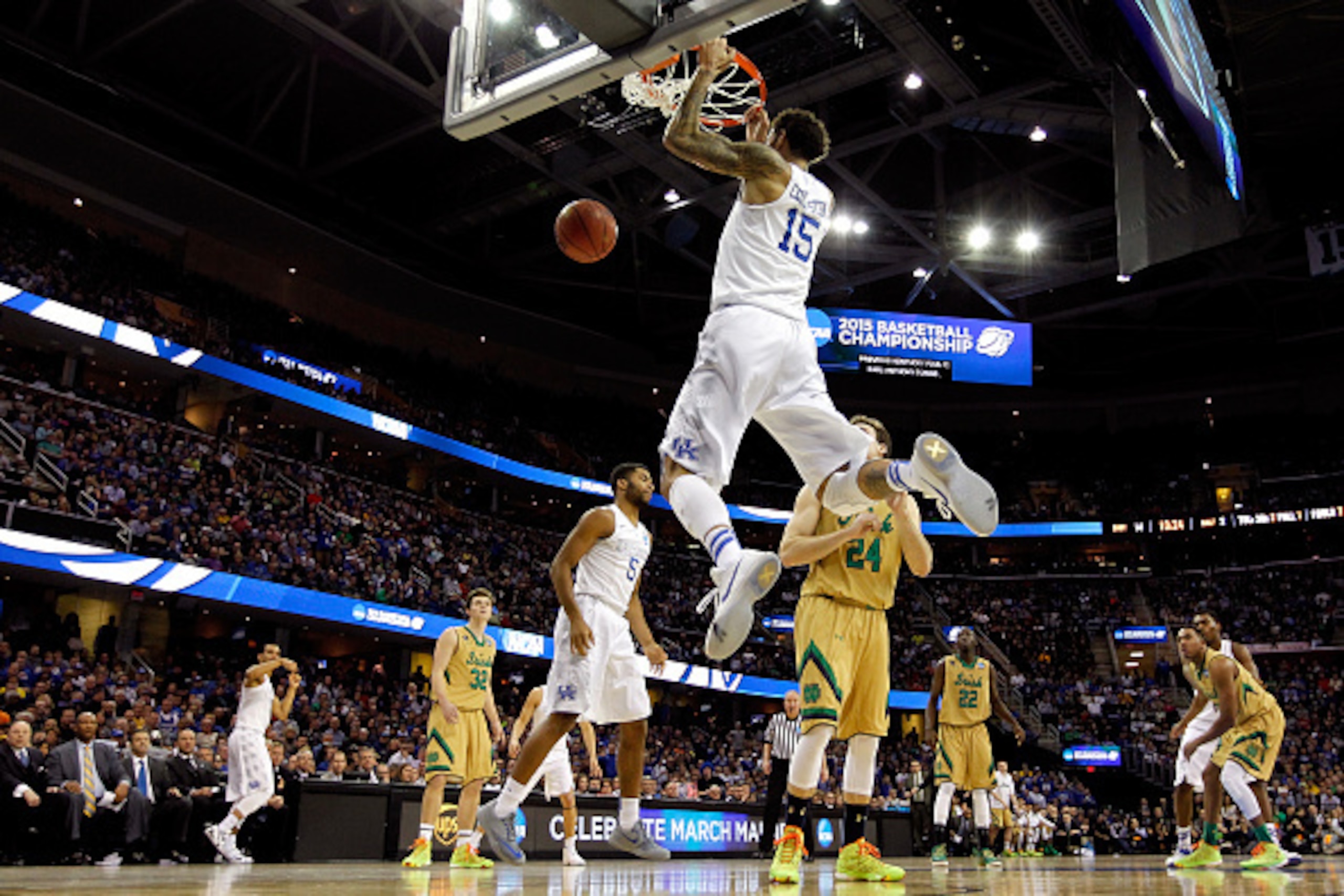 CLEVELAND, OH - MARCH 28: Willie Cauley-Stein #15 of the Kentucky Wildcats dunks in the second half against the Notre Dame Fighting Irish during the Midwest Regional Final of the 2015 NCAA Men's Basketball tournament at Quicken Loans Arena on March 28, 20
