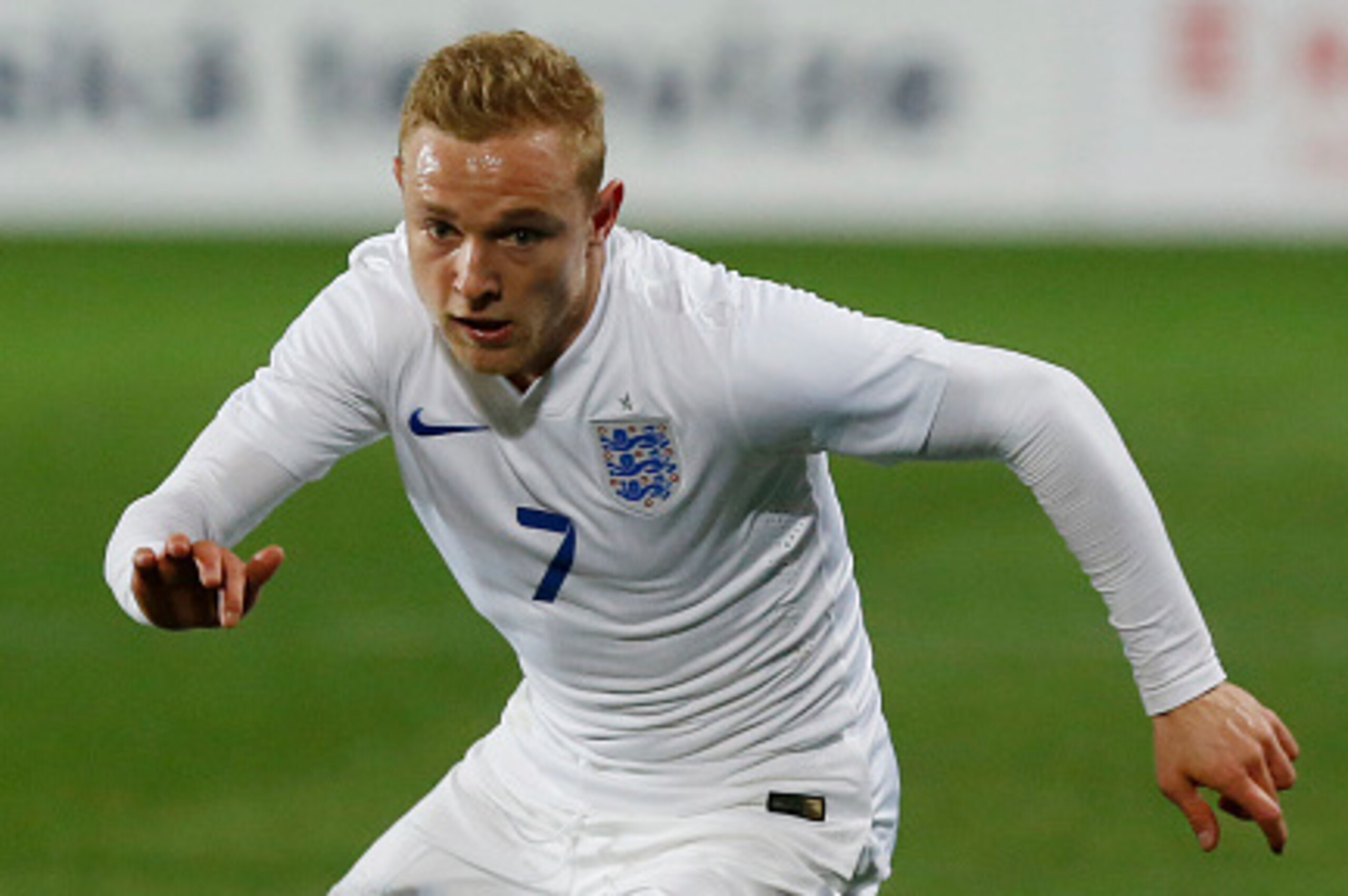 PRAGUE, CZECH REPUBLIC - MARCH 27: Alex Pritchard of England in action during the international friendly match between U21 Czech Republic and U21 England at Letna Stadium on March 27, 2015 in Prague, Czech Republic. (Photo by Matej Divizna/Getty Images) PRAGUE, CZECH REPUBLIC - MARCH 27: Alex Pritchard of England in action during the international friendly match between U21 Czech Republic and U21 England at Letna Stadium on March 27, 2015 in Prague, Czech Republic. (Photo by Matej Divizna/Getty Images)