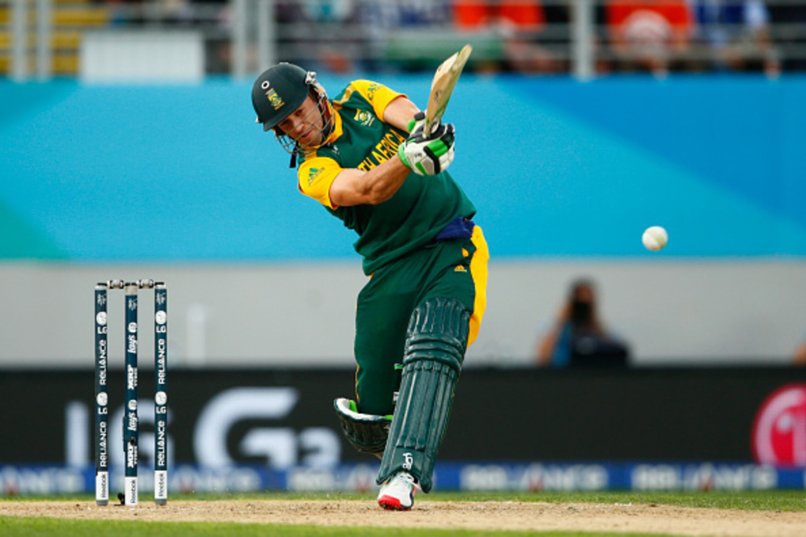 AUCKLAND, NEW ZEALAND - MARCH 24:  AB de Villiers of South Africa bats during the 2015 Cricket World Cup Semi Final match between New Zealand and South Africa at Eden Park on March 24, 2015 in Auckland, New Zealand.  (Photo by Phil Walter/Getty Images)