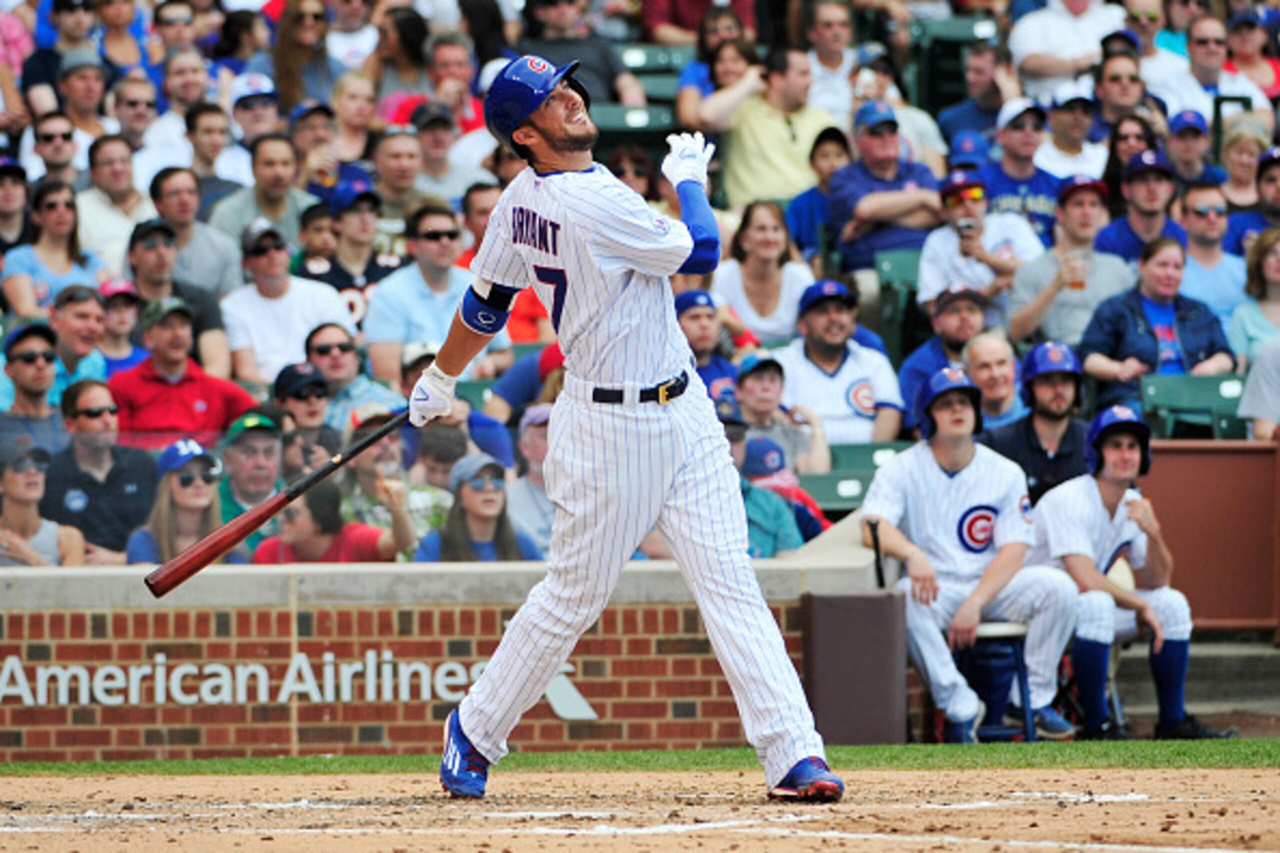 CHICAGO, IL - MAY 03: Kris Bryant #17 of the Chicago Cubs flies out against the Milwaukee Brewers during the third inning on May 3, 2015 at Wrigley Field in Chicago, Illinois. (Photo by David Banks/Getty Images) CHICAGO, IL - MAY 03: Kris Bryant #17 of the Chicago Cubs flies out against the Milwaukee Brewers during the third inning on May 3, 2015 at Wrigley Field in Chicago, Illinois. (Photo by David Banks/Getty Images)