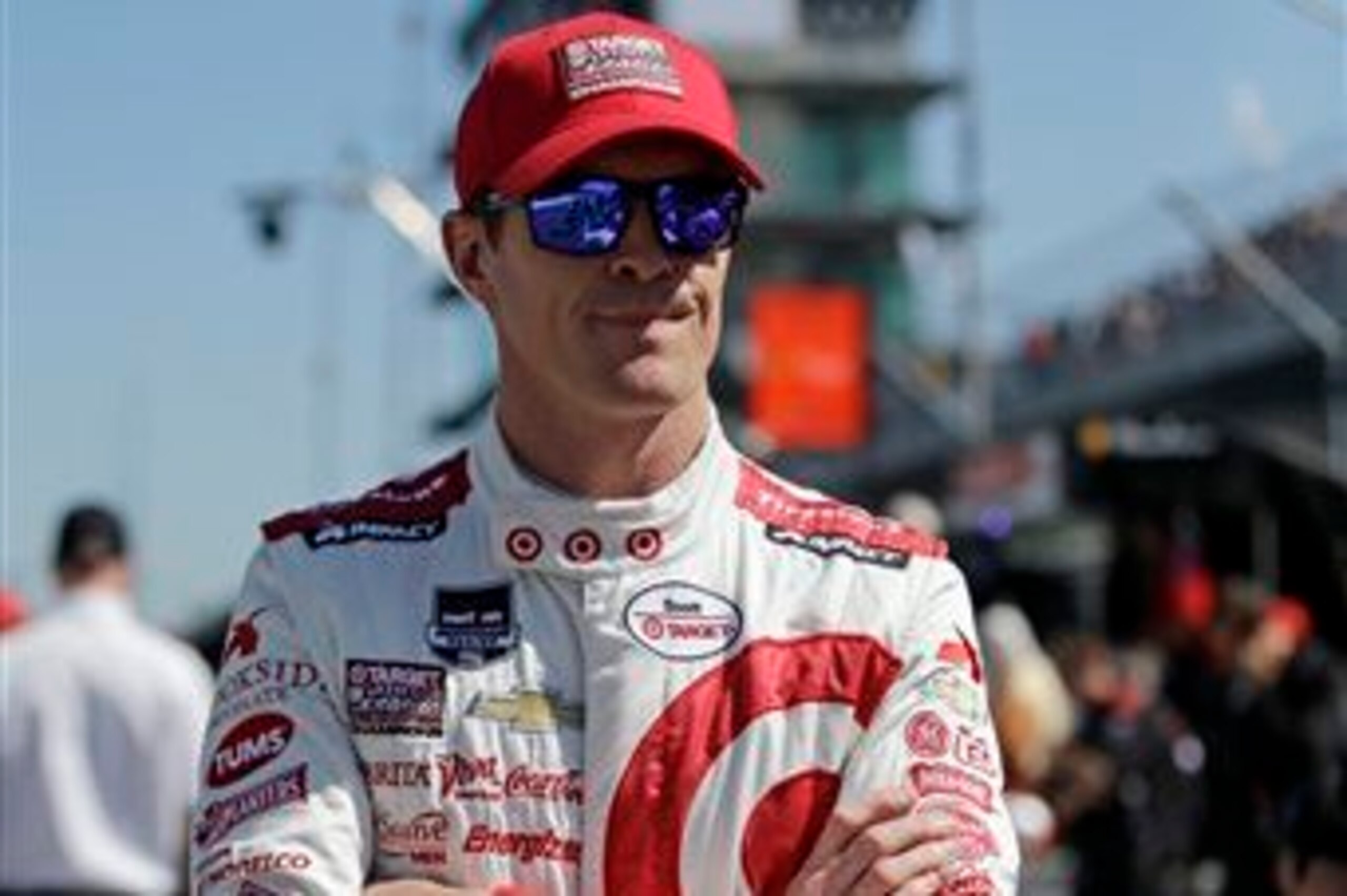 Owning pole position, Dixon is the smart choice to win.