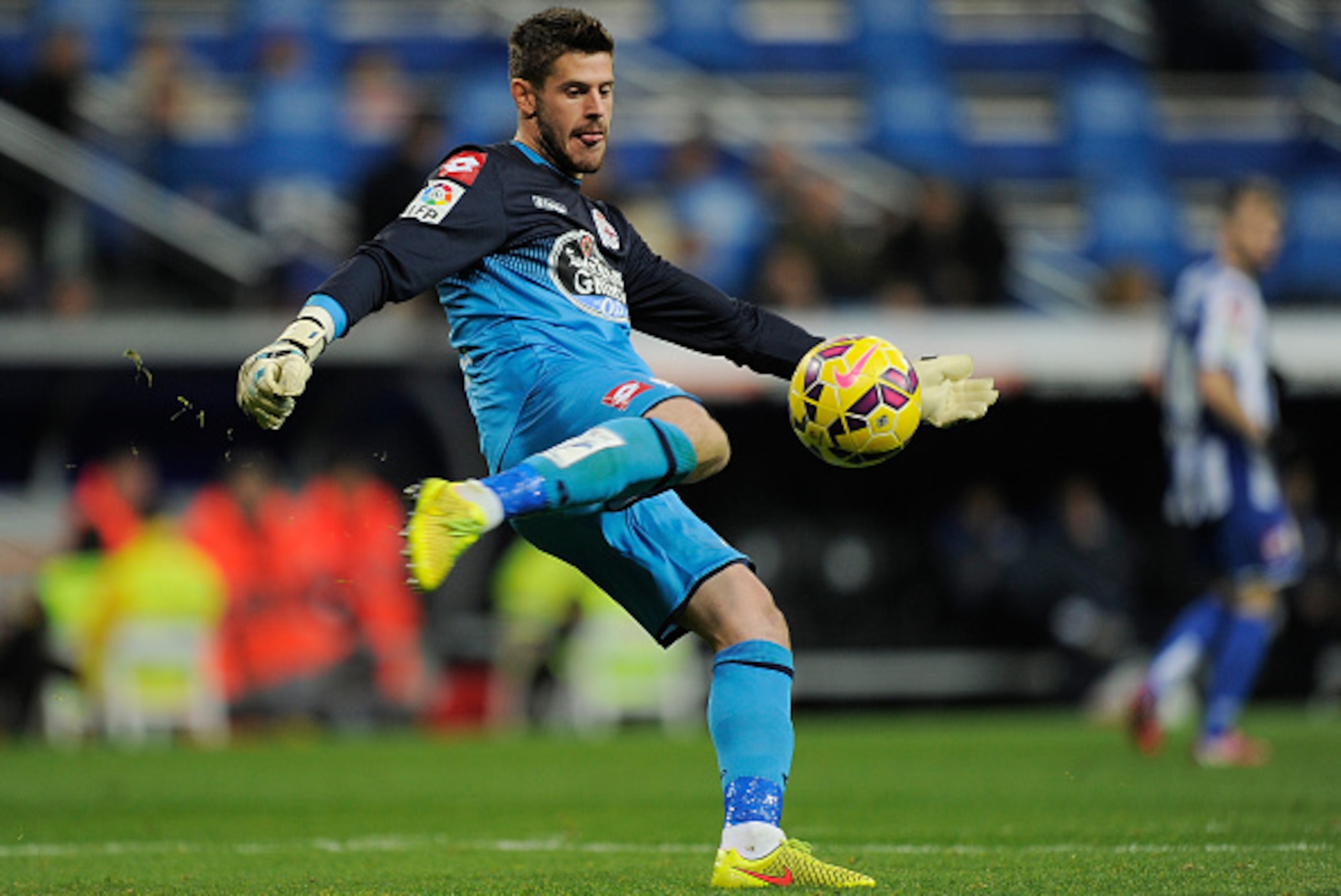 MADRID, SPAIN - FEBRUARY 15: Fabricio Agosto ''Fabri'' of RC Deportivo La Coruna clears the ball during the La Liga match between Real Madrid CF and RC Deportivo La Coruna at Estadio Santiago Bernabeu on February 15, 2015 in Madrid, Spain. (Photo by Den MADRID, SPAIN - FEBRUARY 15: Fabricio Agosto ''Fabri'' of RC Deportivo La Coruna clears the ball during the La Liga match between Real Madrid CF and RC Deportivo La Coruna at Estadio Santiago Bernabeu on February 15, 2015 in Madrid, Spain. (Photo by Den